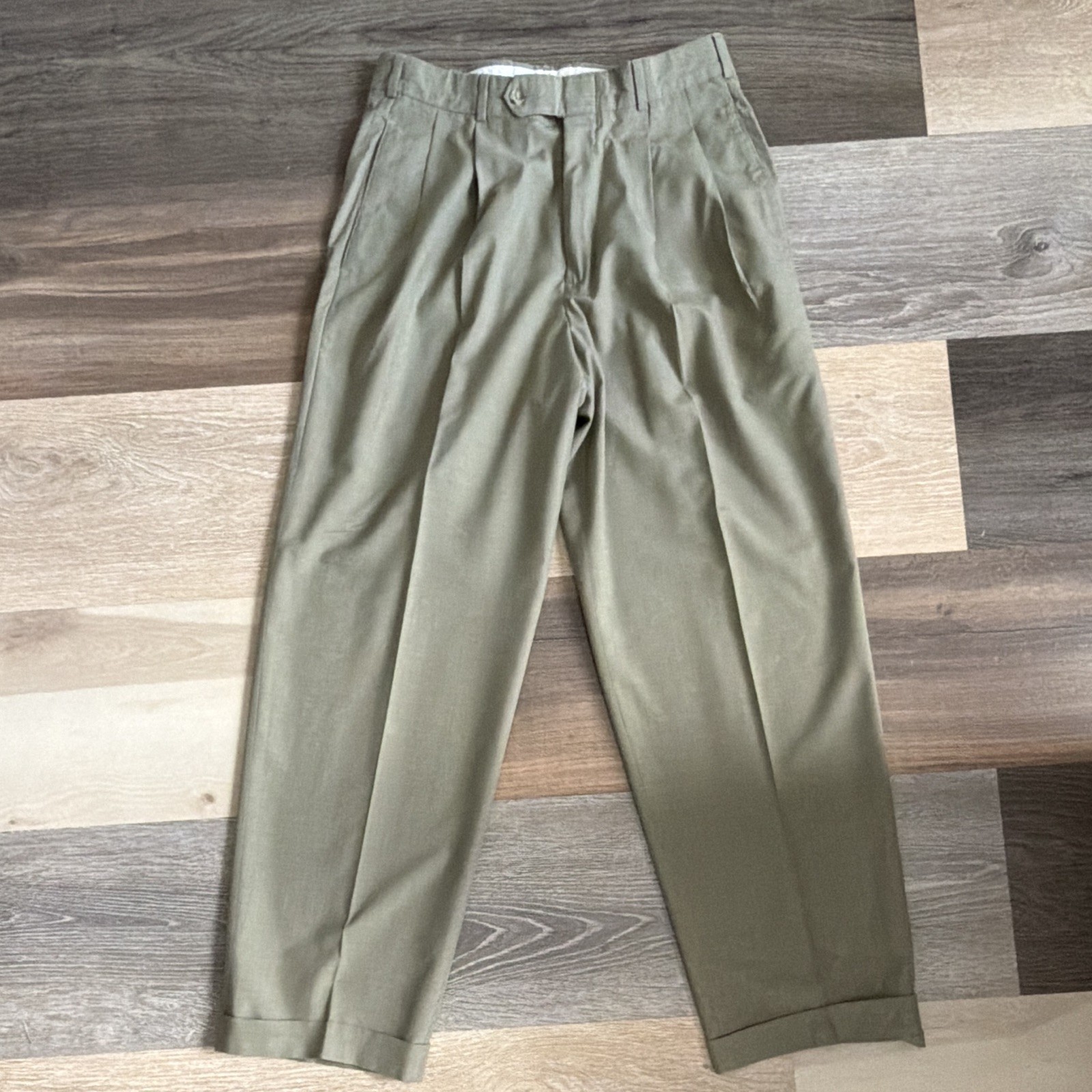 Slates Men’s Green Pleated Cuffed Solid Dress Pants Button Closure 24″
