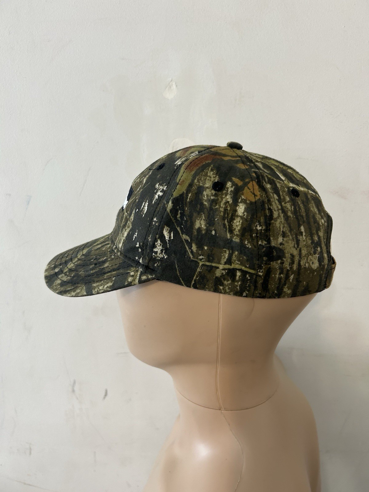 Parker Camouflage Ebroroided Logo, Adjustable Strap – New, FREE Shipping