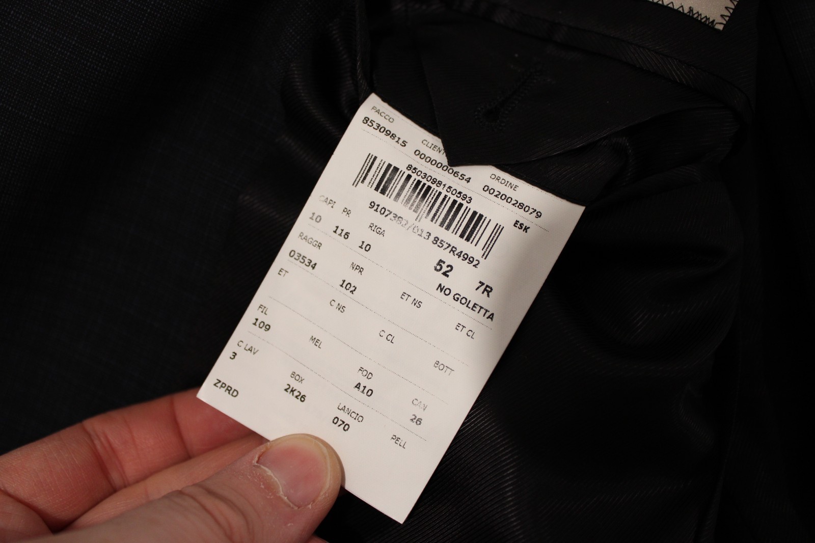 Corneliani Collection Virgin Wool Black Navy Plaid 2-Button Suit Size 42R $2995