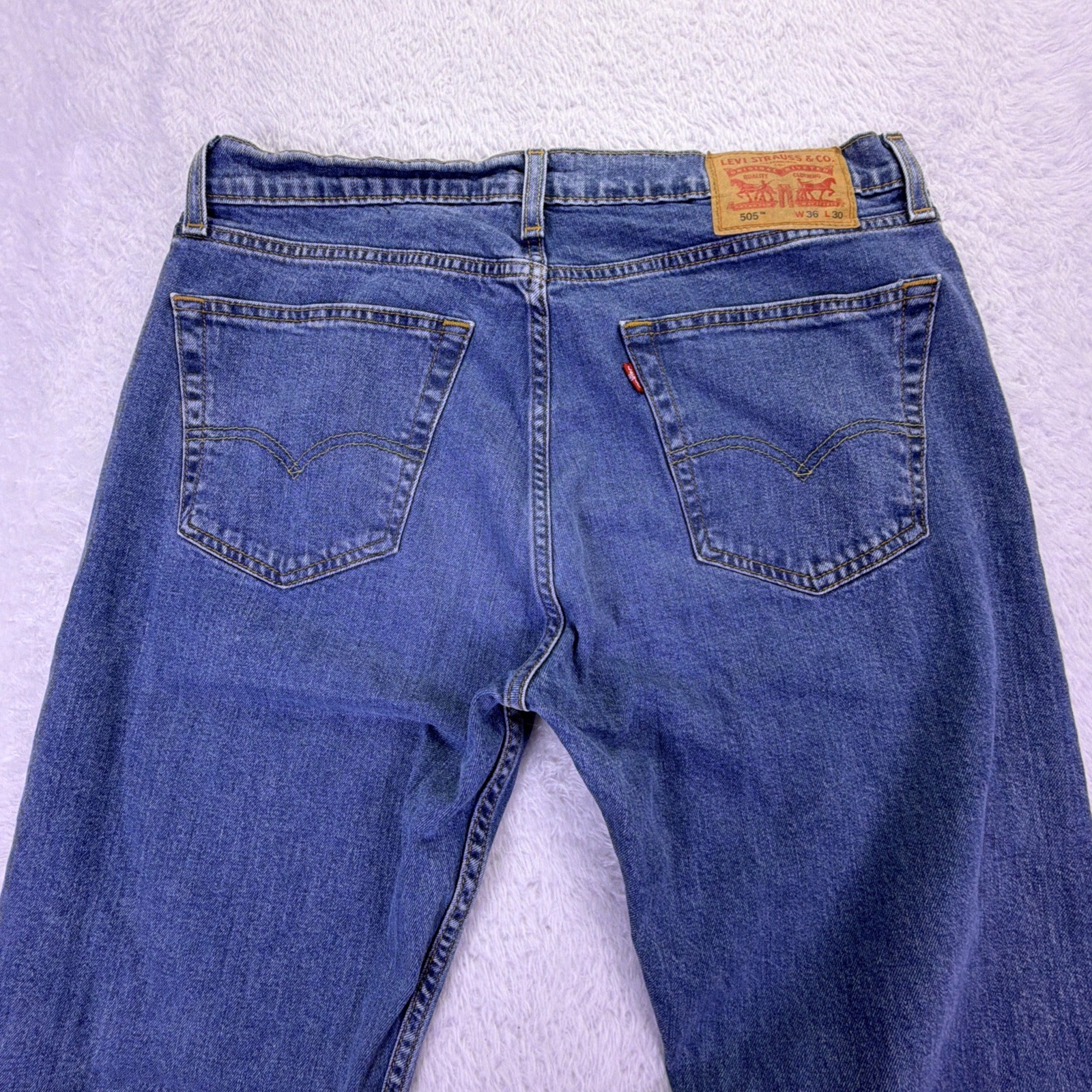 Levi’s 505 Regular Fit Straight Leg Jeans Men’s 34×29 (tag: 36×3) Med Wash Denim