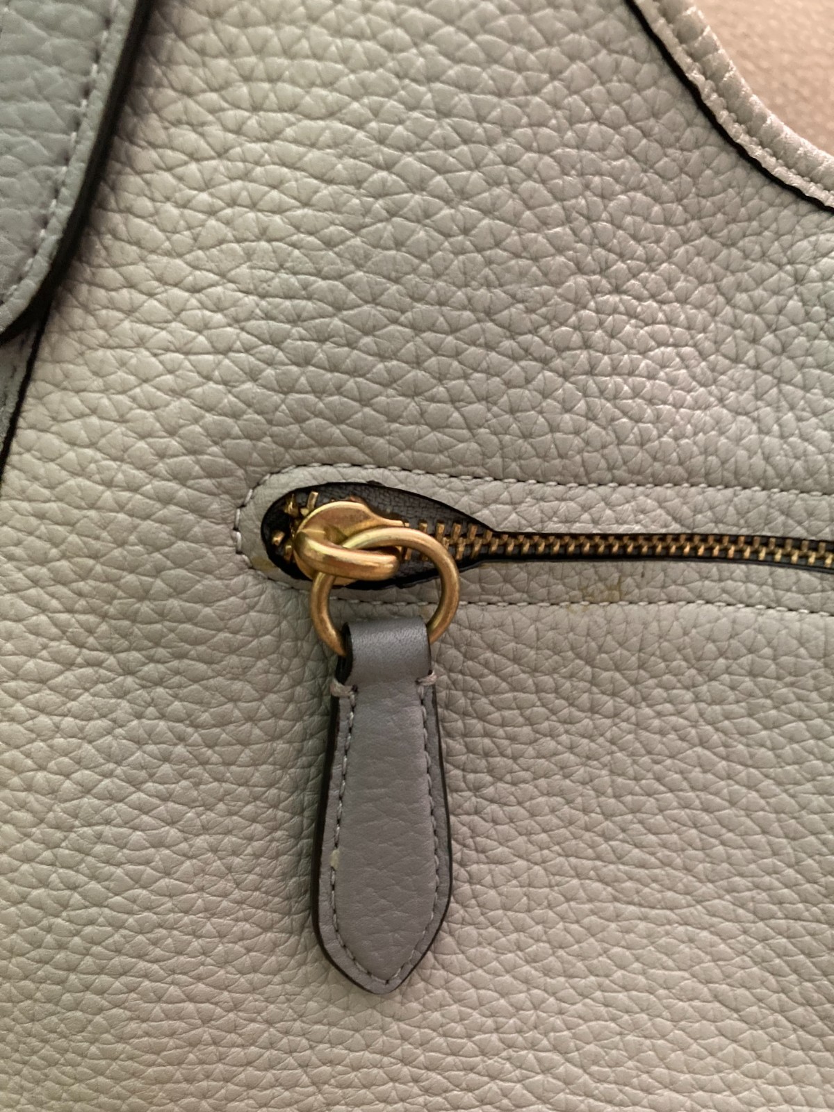 COACH ” LORI” CARRYALL STYLE SHOULDER BAG IN PALE GRAY PEBBLED LEATHER_NO. C6627