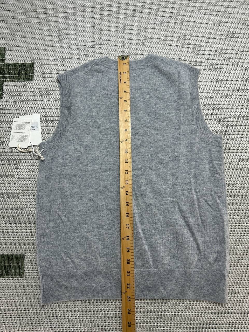Nordstrom Sweater Vest Womens Medium Gray Cashmere Knit Pullover