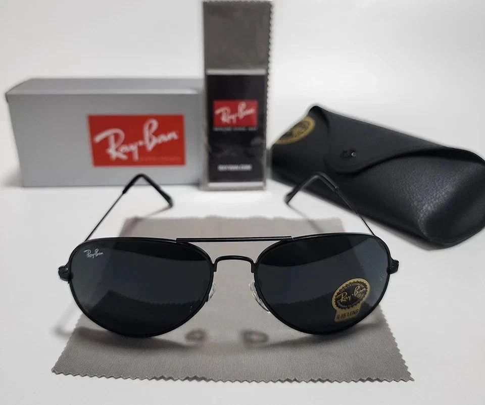 Ray-Ban RB3025 Aviator Sunglasses, Black Frame, 58-millimeter Gray Lenses