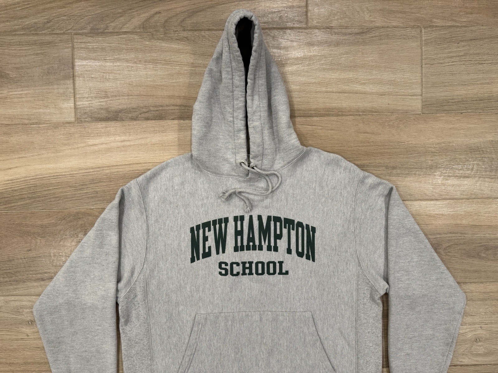 New Hampton School Hoodie Sweatshirt LARGE Champion Reverse Weave New Hampshire