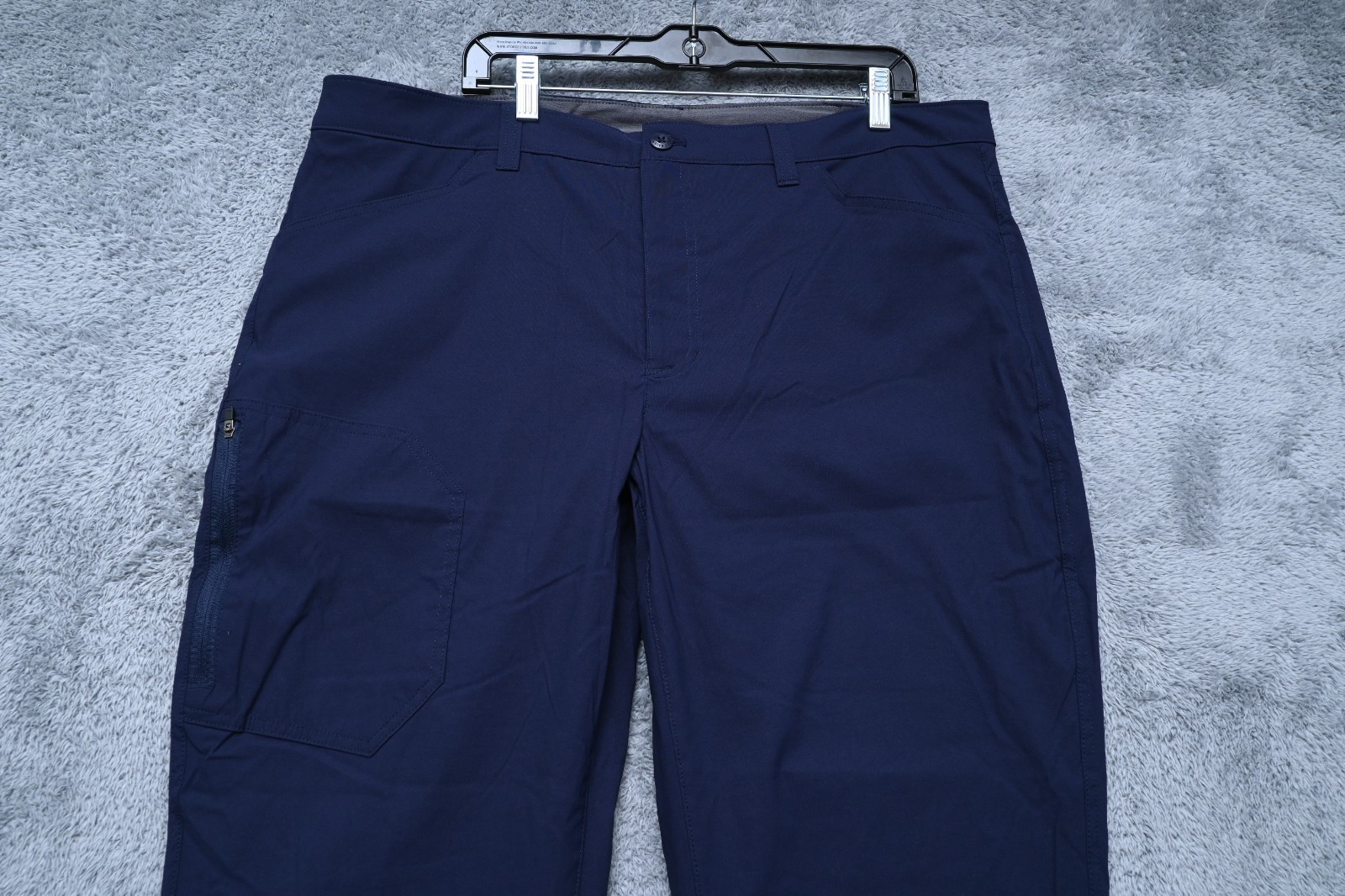 Eddie Bauer Men’s Navy Blue Pants 95% Nylon 5% Spandex Size 40×32