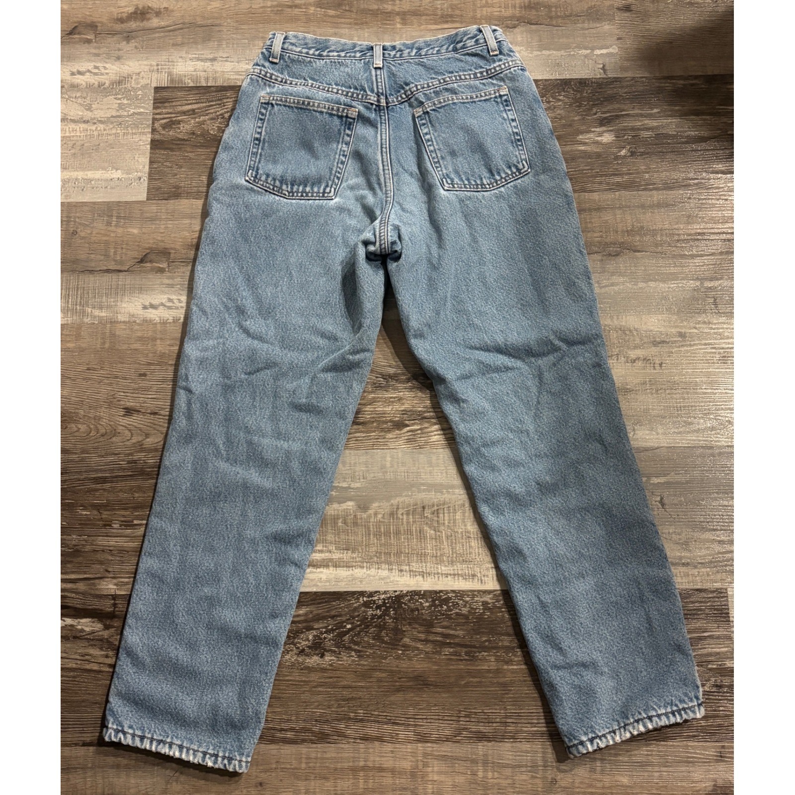 LL Bean Original Fit Relaxed Fleece Lined Jeans Light Wash Denim 8 Reg 211399