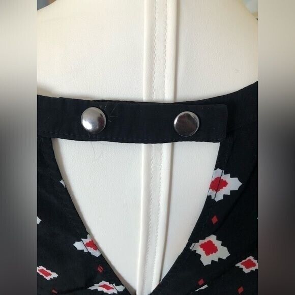 Pleione Black Patterned Blouse