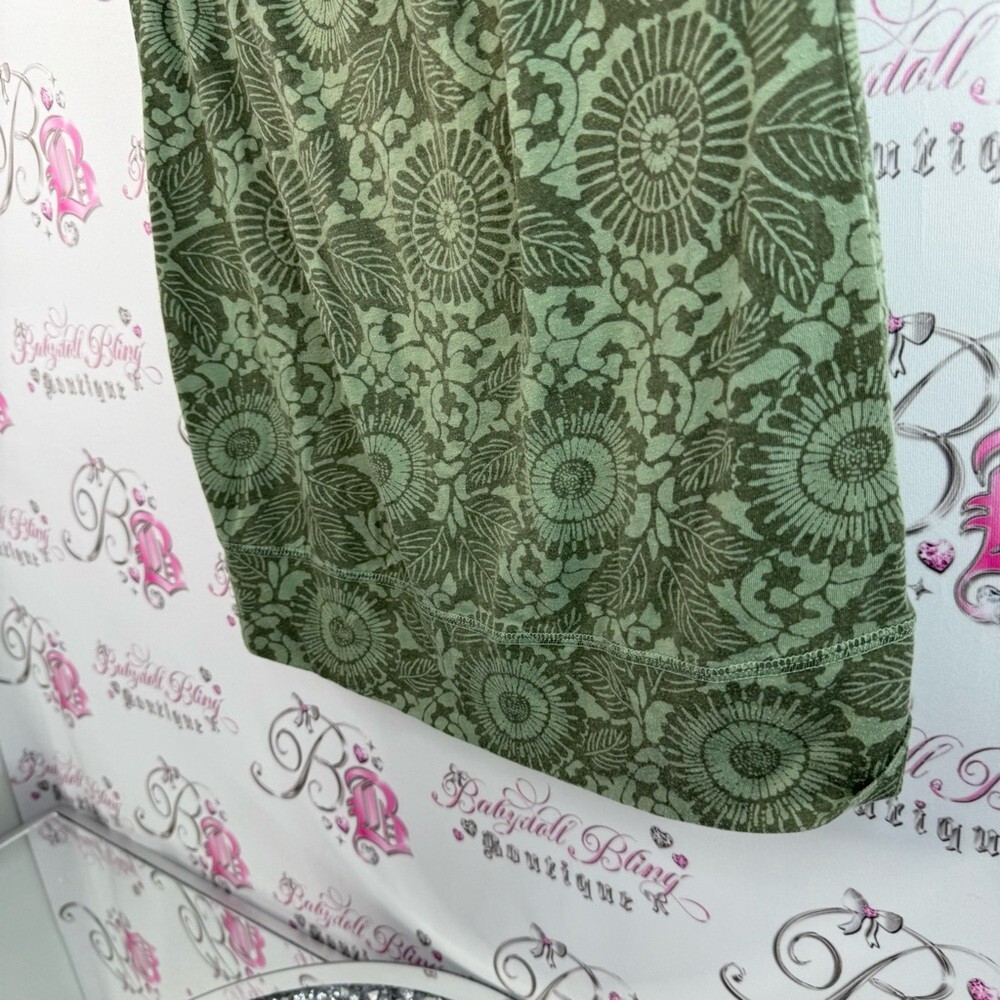 Thyme Maternity t-shirt, floral, tropical, Olive Floral Short Sleeve Top