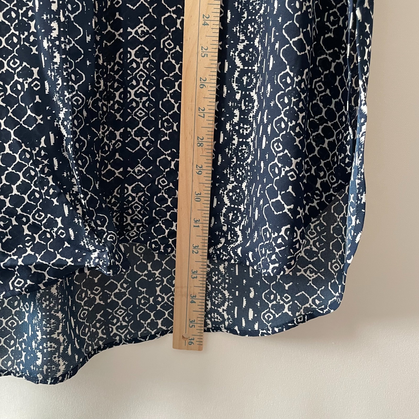 NWT Mv Danielle Womens Indigo Blue Snake Print Roll Tab Sleeve Tunic Top Size XL