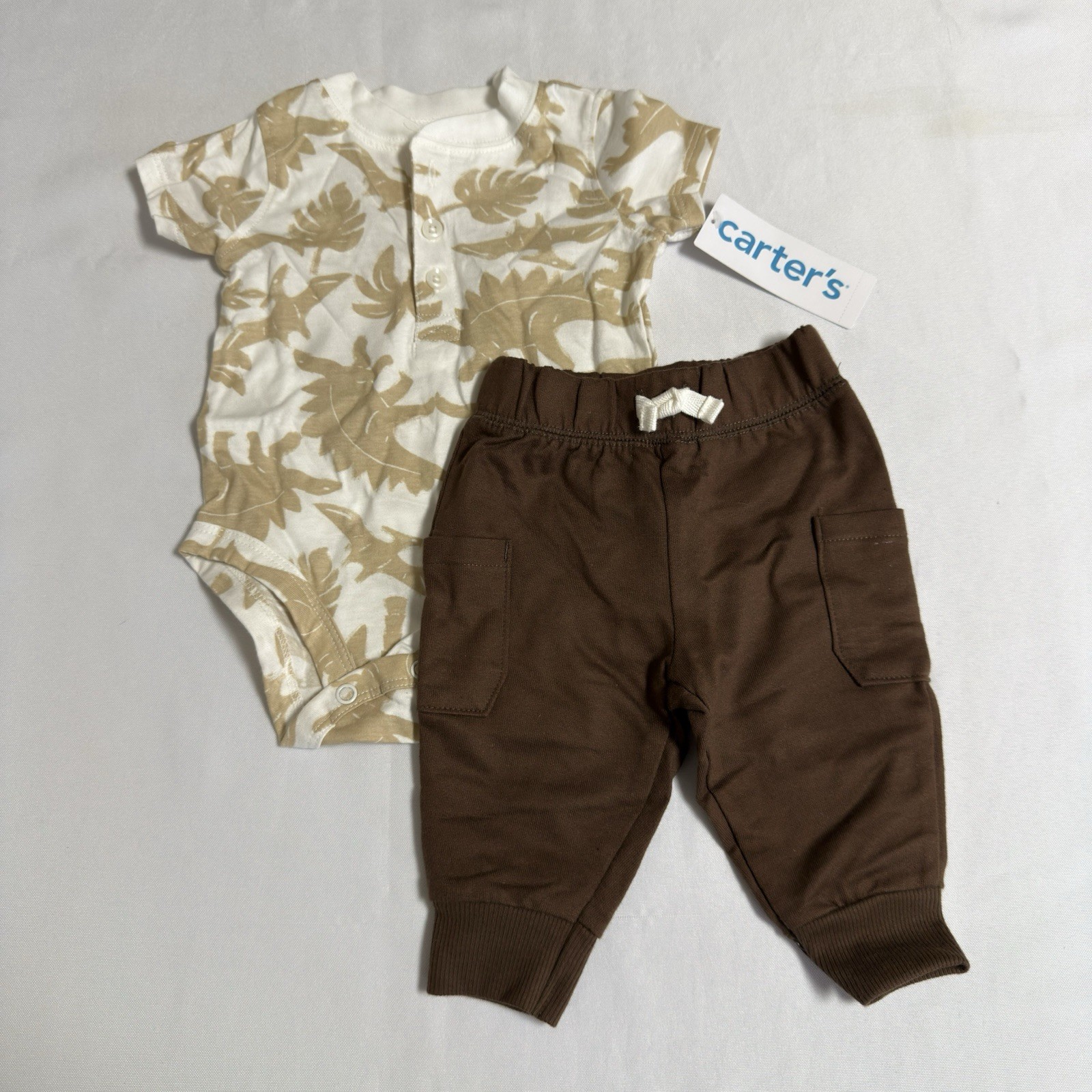 Carter’s Baby Boys Dinosaur Bodysuit and Pants 3 Months 2 Piece Set Brown