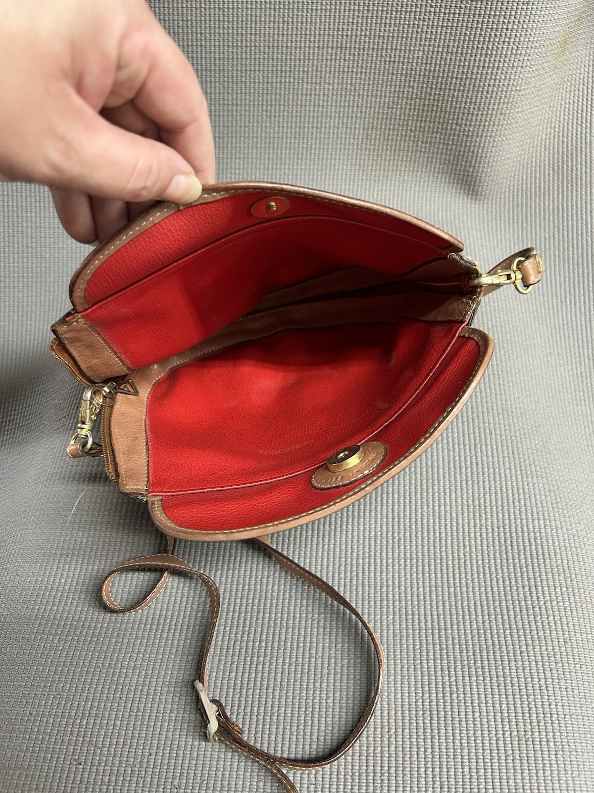 Vtg Italian Blue Or Red Italian Leather Crossbody Bag Saddle Handbag By I Santi