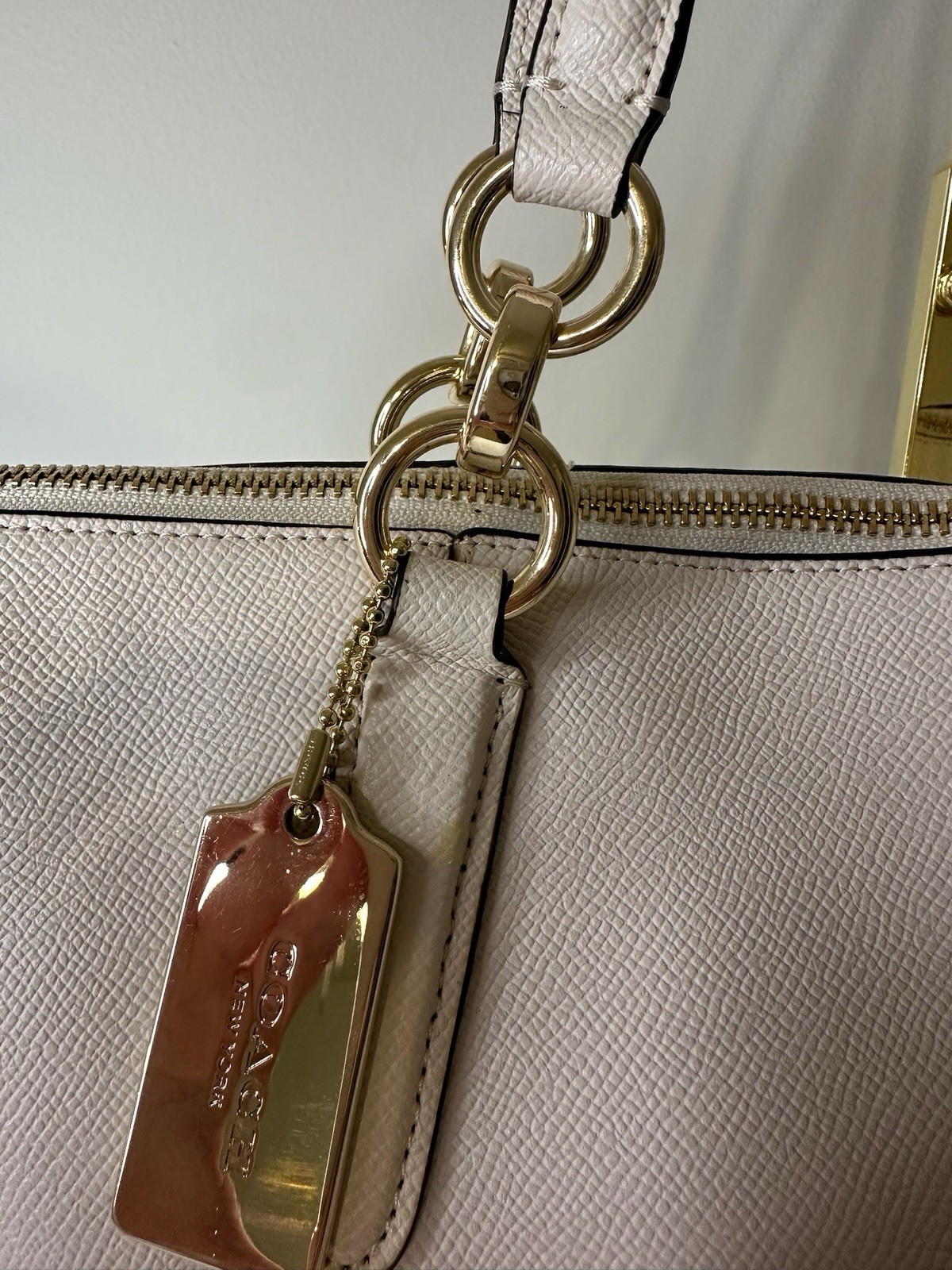 Coach City Zip Tote Chalk Crossgrain Leather Shoulder Bag Gold Hardware