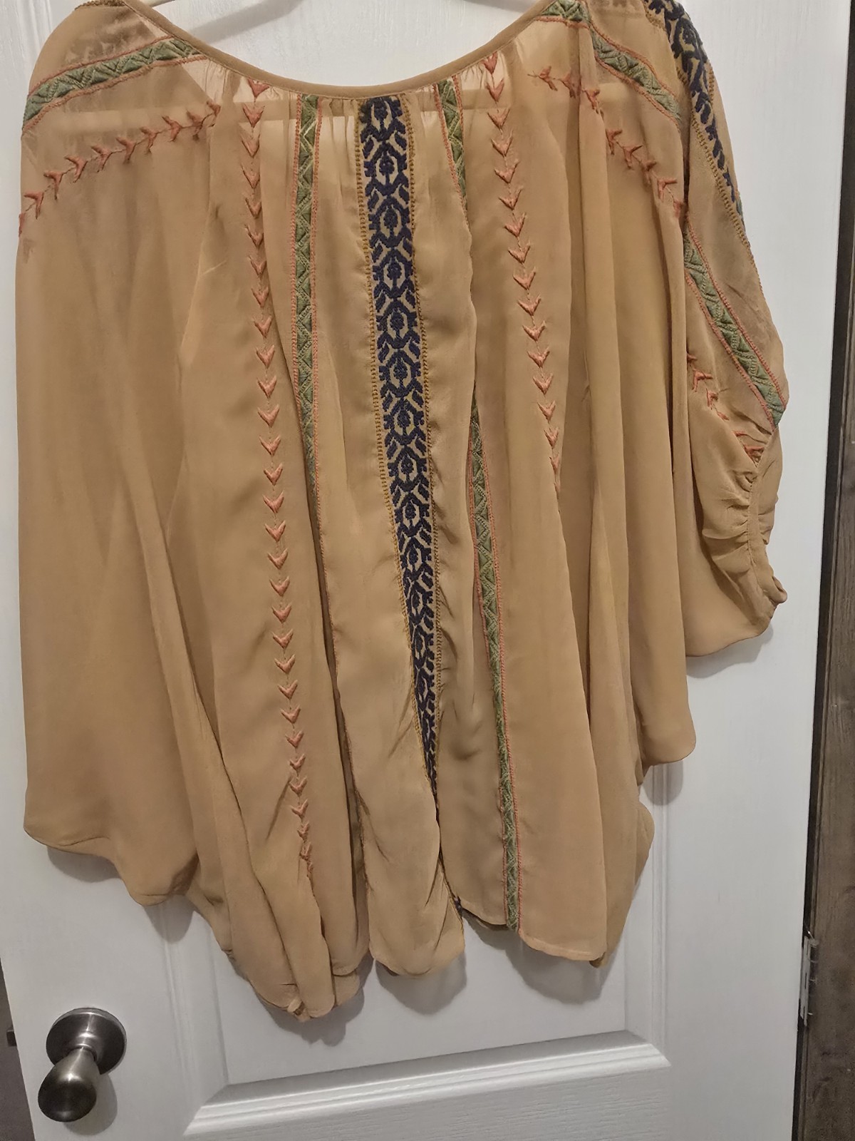Ivy Jane Boho Embroidered Peasant Top Tan Sheer Batwing Dolman Sleeve Blouse M