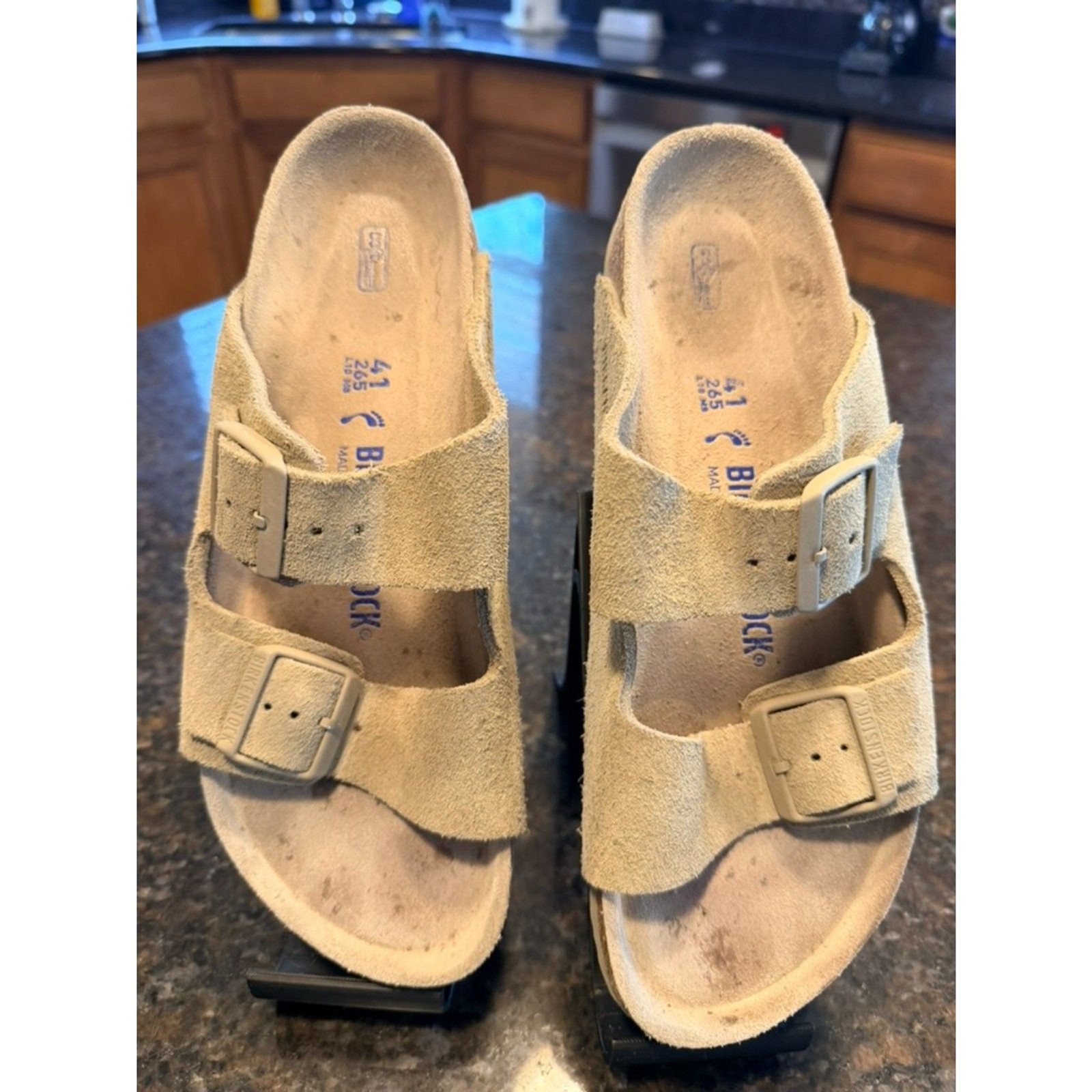 Birkenstock Arizona Soft Footbed Taupe Suede Sandals – EU 41 (L10/M8) – EUC