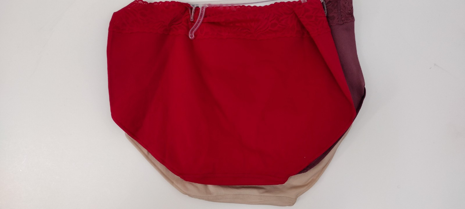 BALI 3 PACK ASSORTED COLORS SIZE 8/L HI-CUTS PANTIES DFMLB3 SEAMLESS COMFORT NEW