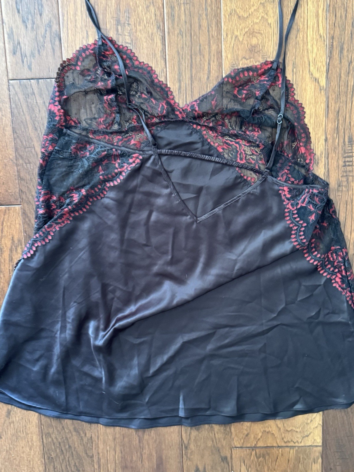 Joyspun Women’s Satin half. Slip Solid Black Red Lace Trim Adjustable Straps XL