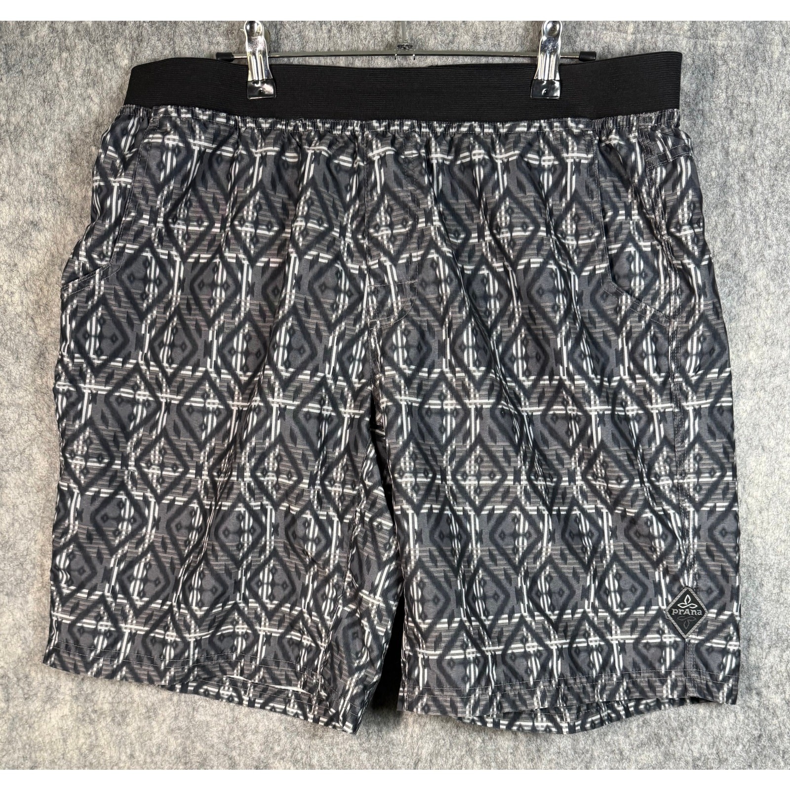 prAna Mens Mojo Athletic Geometric Shorts Size Large Mixology Gravel