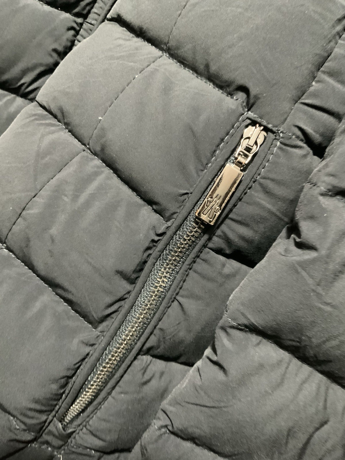 Moncler RRP 1925 $ Noues Padded Jacket / Coat, Black color, M.in.Hungarie