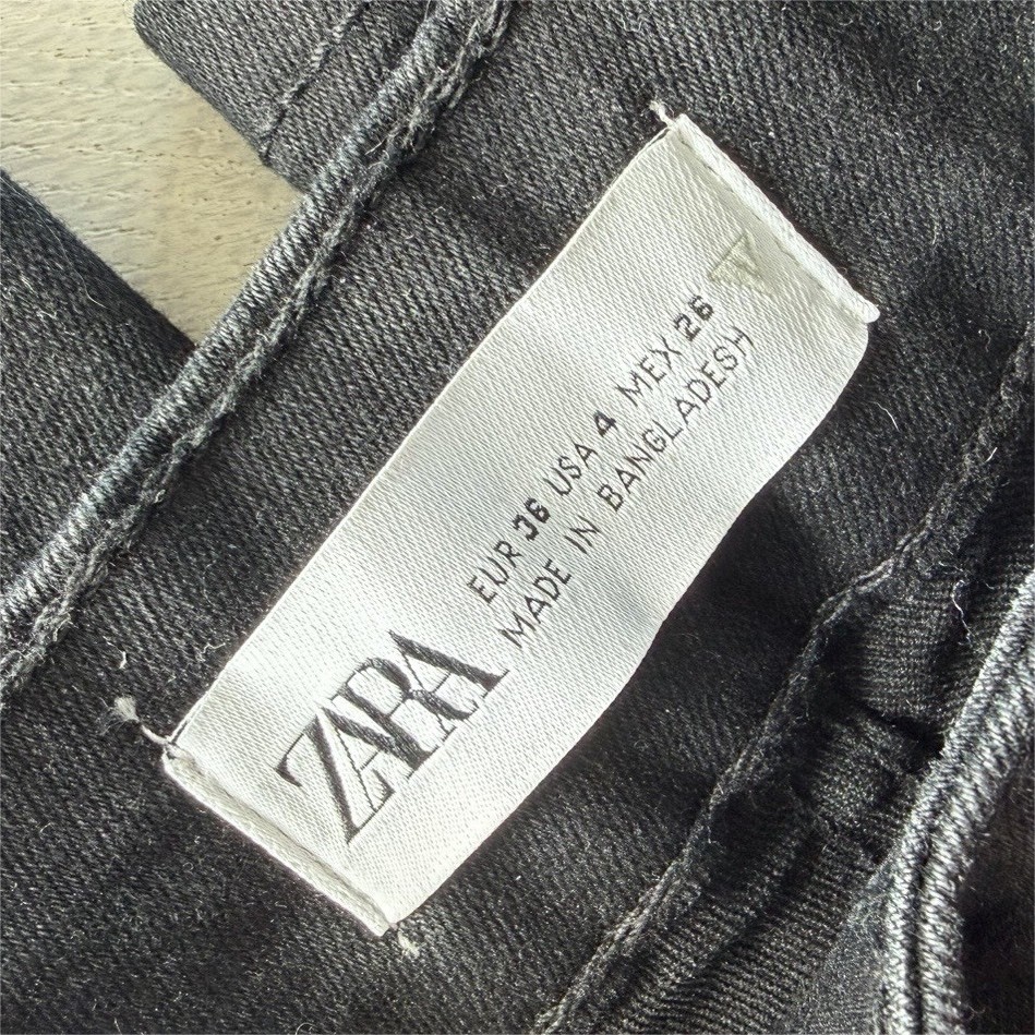 Zara Women’s Slim stretch Jeans Black