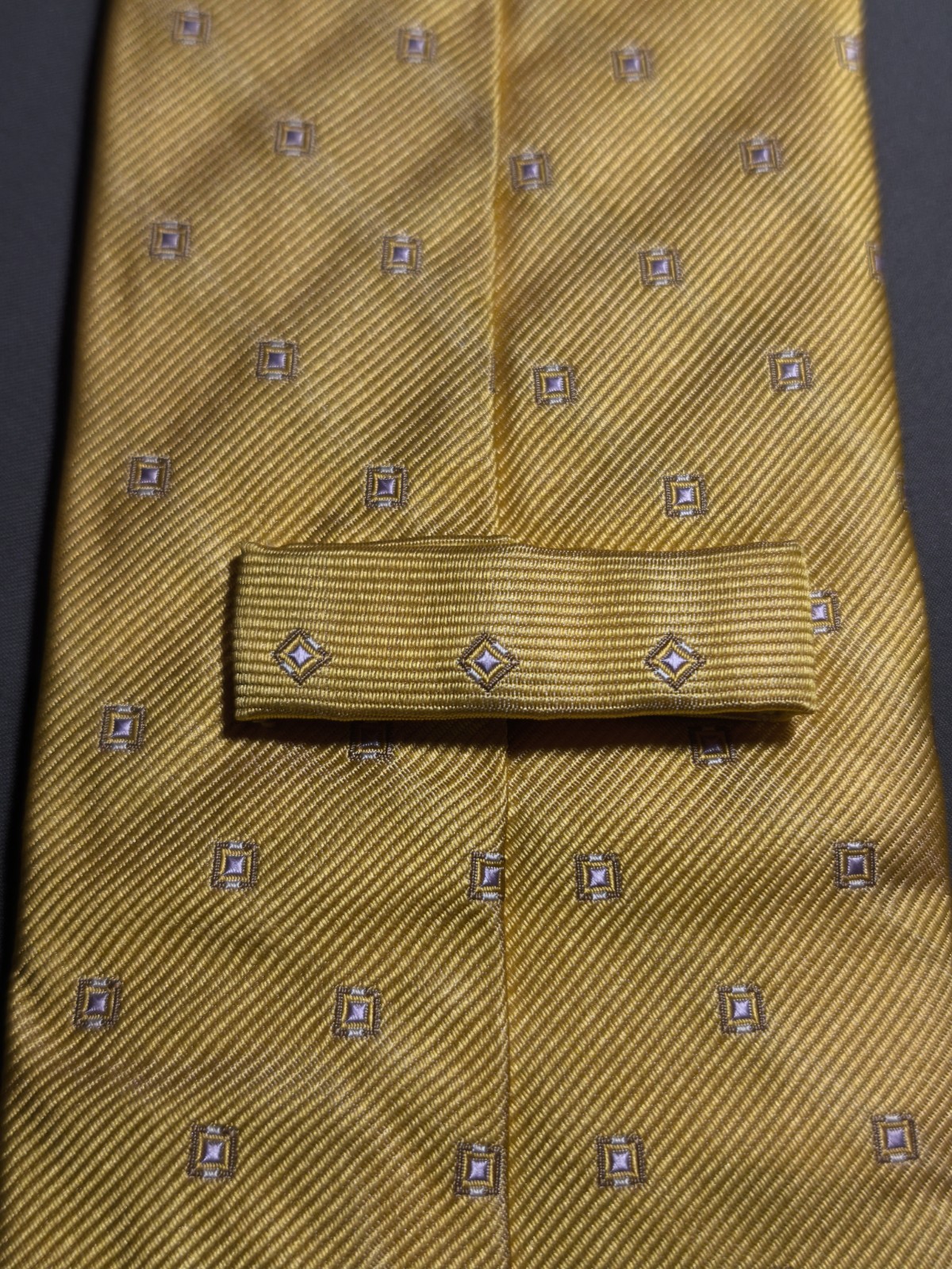 Church’s – Solid Color Microdrawing Geometric Silk Tie Made in Italy