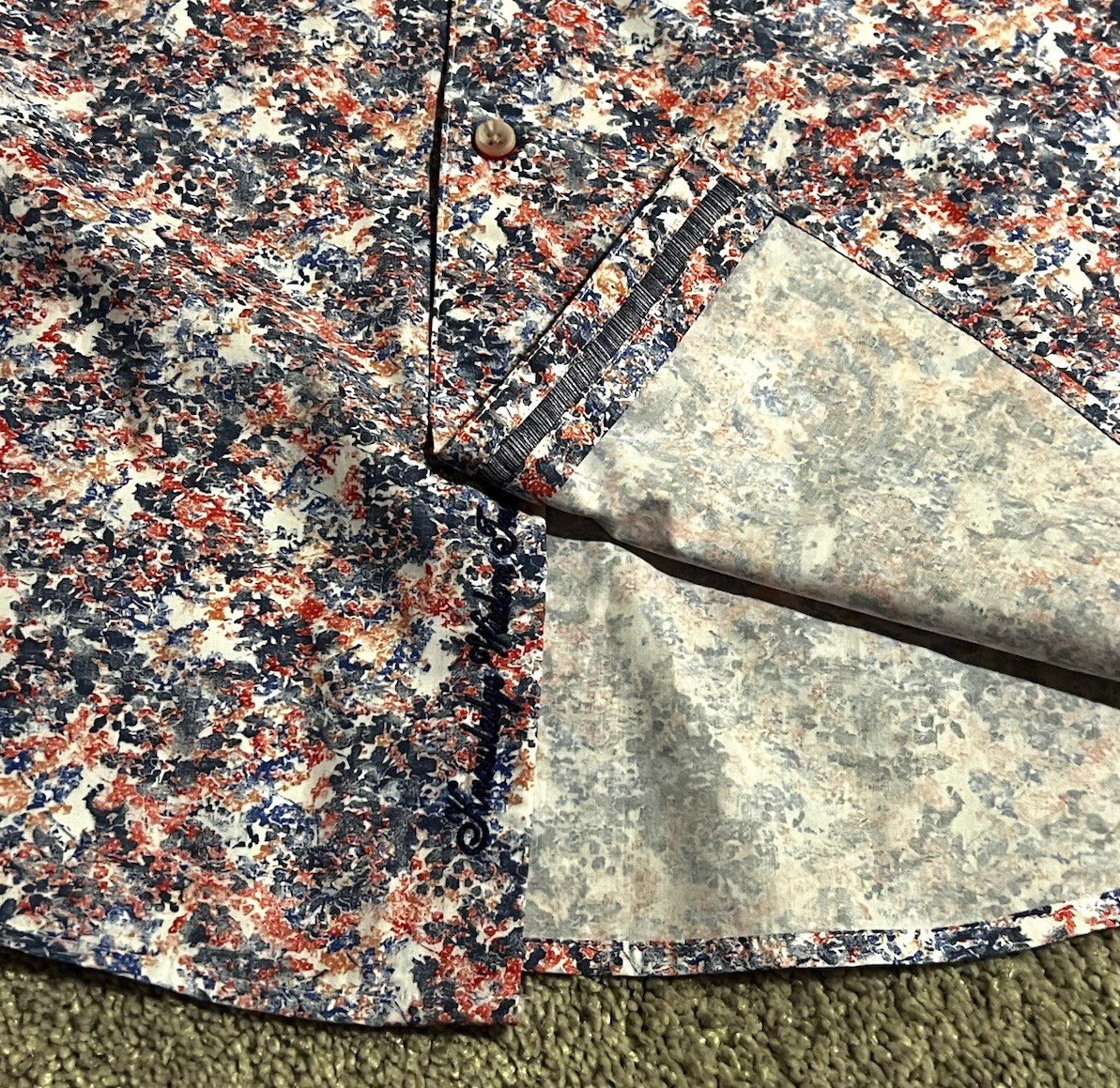 ROBERT GRAHAM Button Up Front Short Sleeve Shirt HAAS Floral Print CLASSIC Sz LG