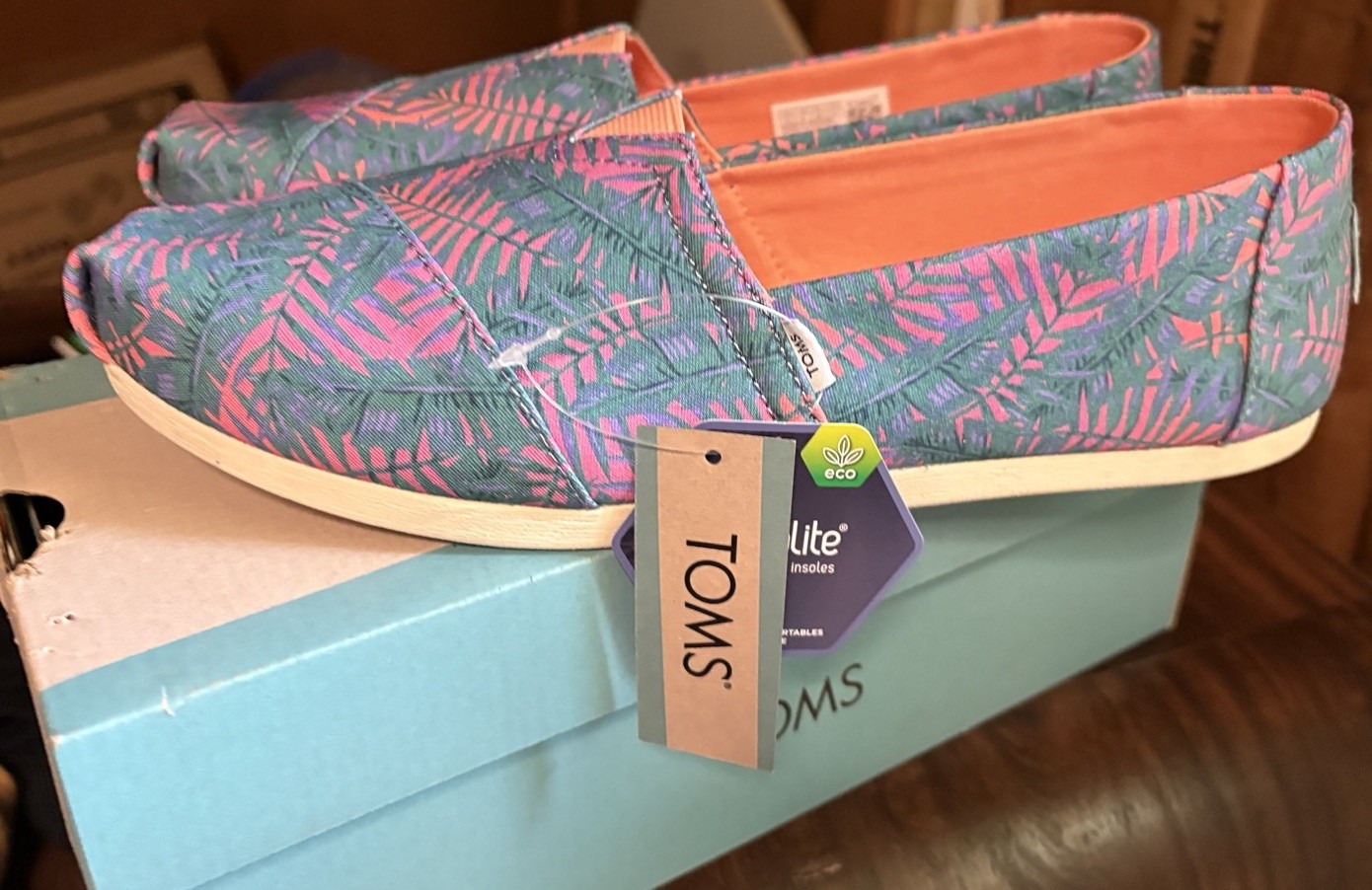 Size 10 Tom’s Sunset Multi California Palms Alpargata New With Tags