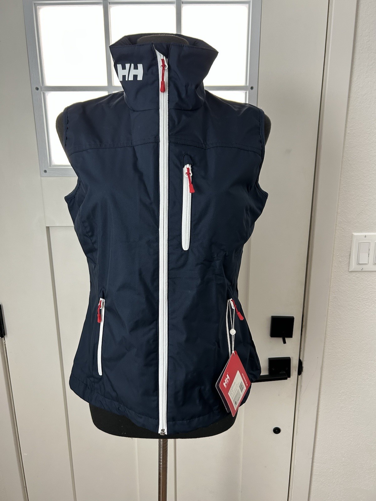 NWT Helly Hansen Women’s Crew Vest Medium Navy Blue Waterproof Windproof Boating