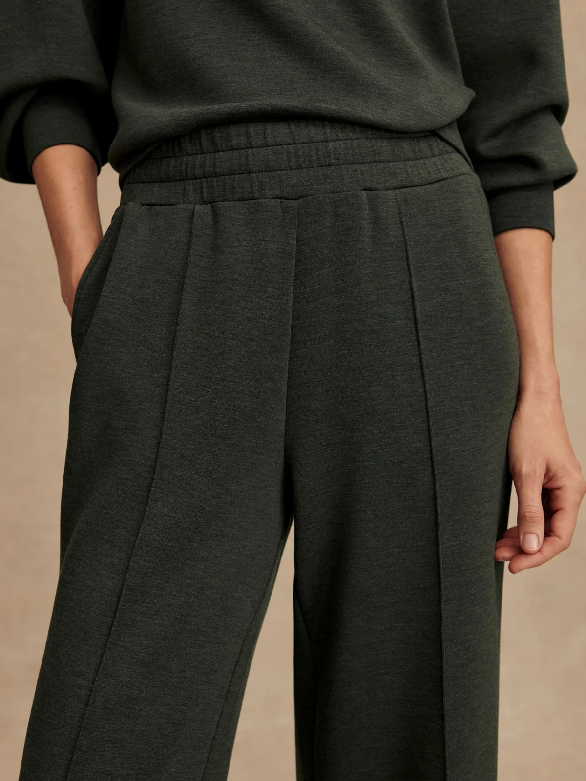 Varley The Wide Leg Pant 30″ in Olive Marl, Size Medium