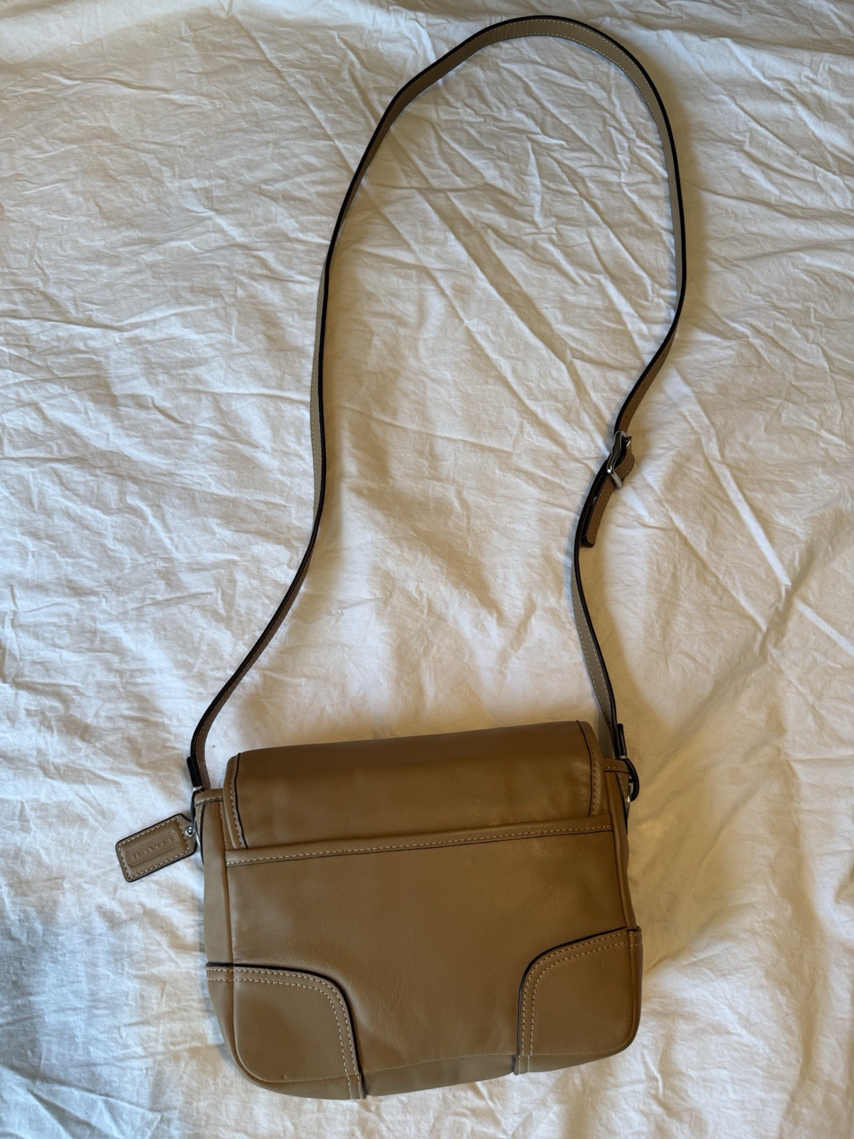 Coach Camel Tan Crossbody Bag Buckle Flap Magnetic Closure Pink Lining