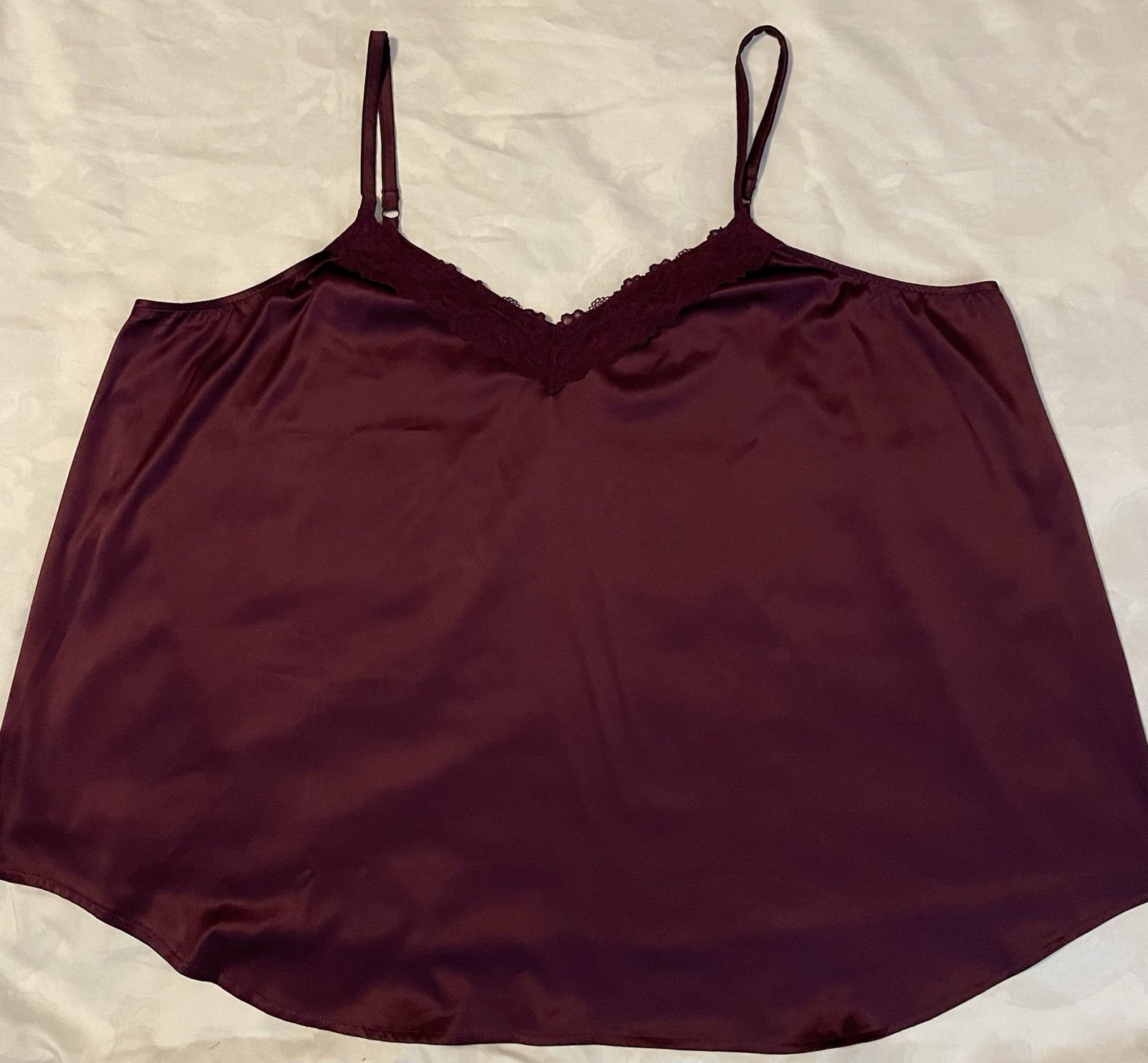 Torrid Spaghetti Strap Cami Tank, Size 4 Deep Burgundy Polyester Silky Soft