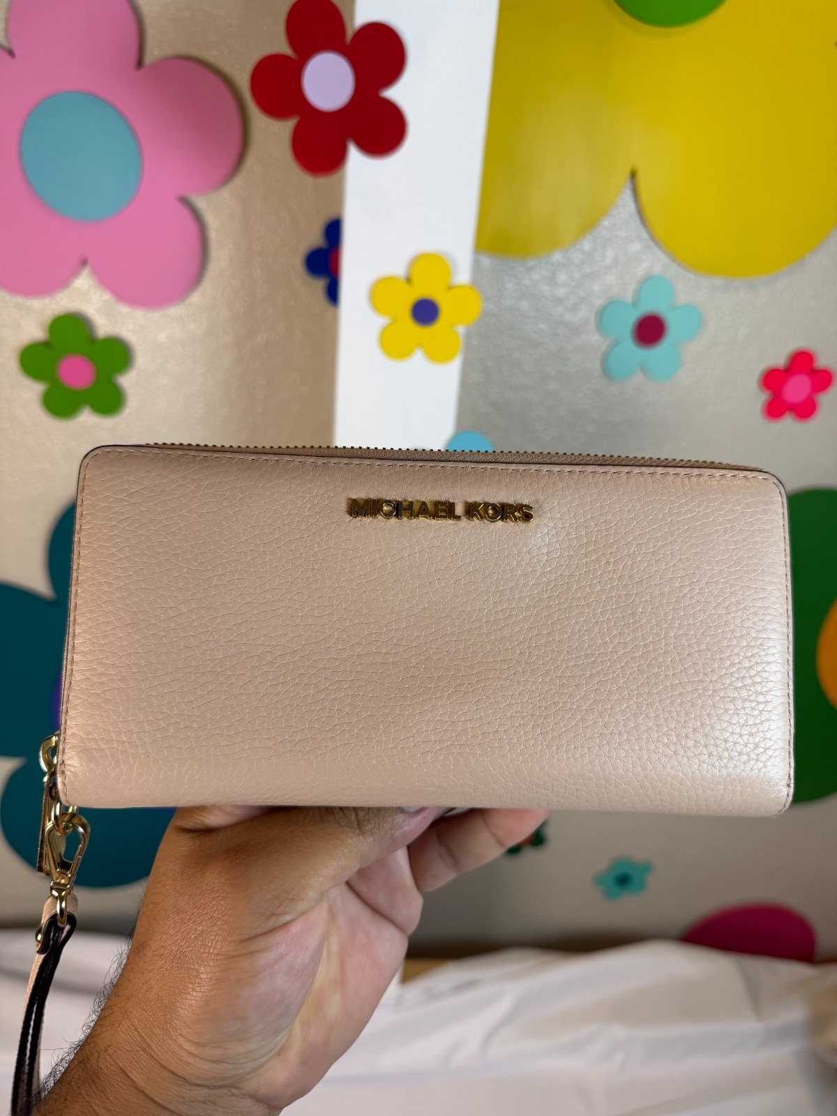Michael Kors Jet Set Continental Wristlet Wallet Blush Pink Pebbled Leather Gold