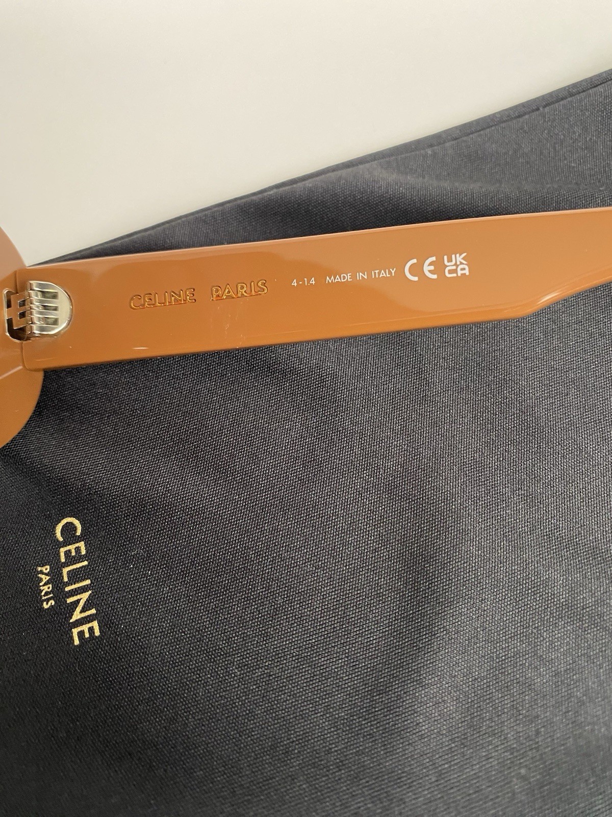CELINE Triomphe CL40194U Oval Sunglasses Brown Italy w/Full Set Logo