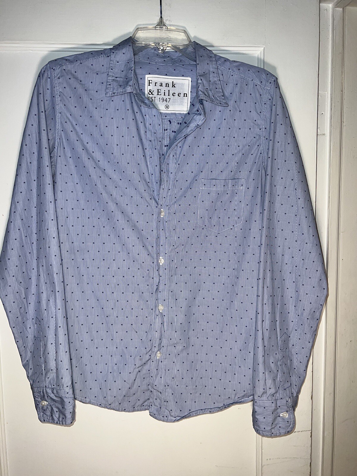 Frank & Eileen Barry White Blue Stripe Stars Cotton Shirt Size M. c747