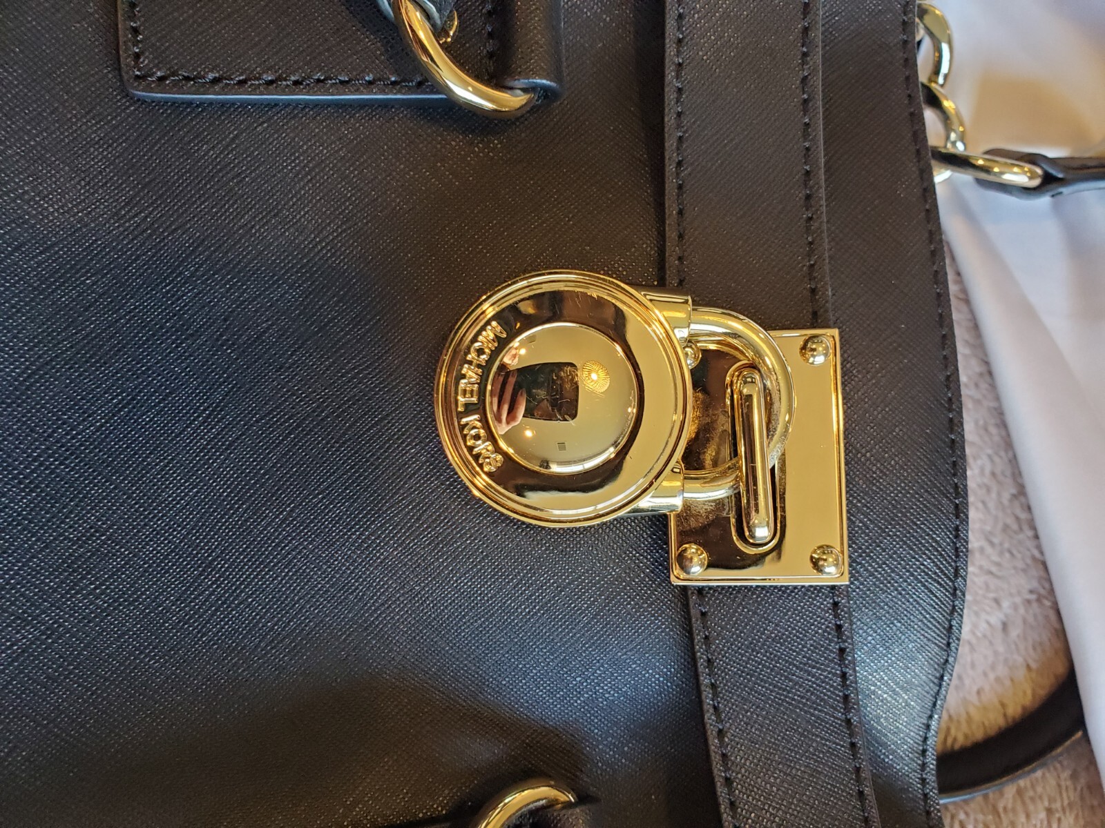 Michael Kors East West Hamilton Leather Purse
