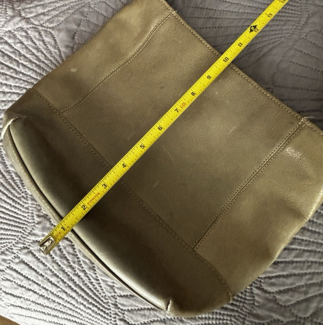 Le Donne Collection Olive Green Soft Leather Bucket Shoulder Bag Vintage