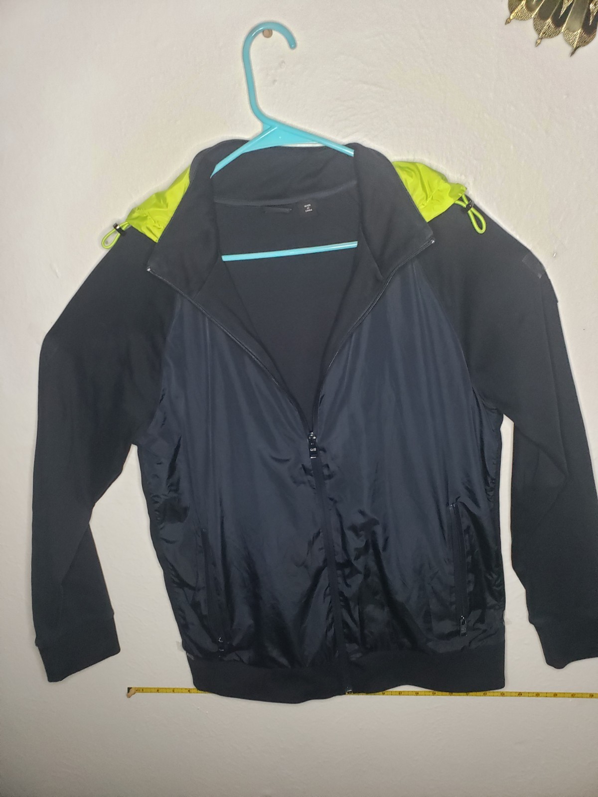 BOSS Hugo Boss Men’s Black/Yellow Full Zip Jacket Stand-Up Collar Size Lg