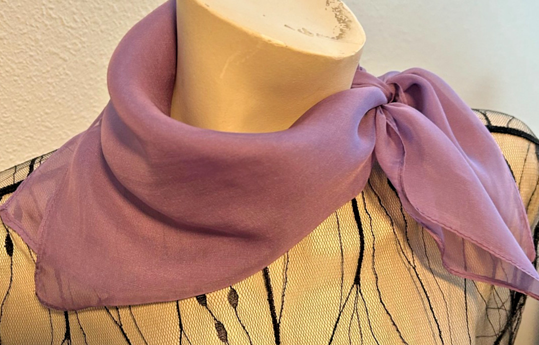 NEW 20 x 21 In. Small Sq. Lavender Solid Color 100% Mulberry Silk Scarf- SS 1035