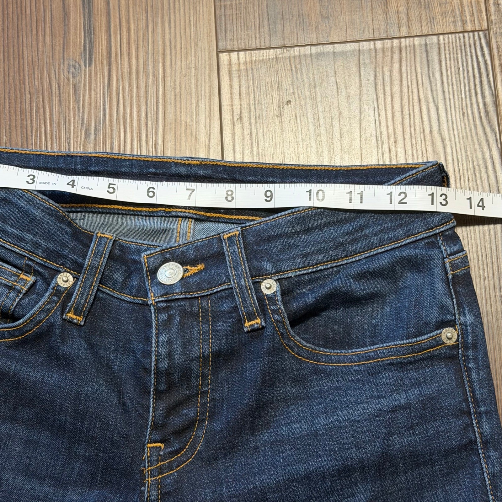 Lucky Brand Women’s Low Rise Bootcut Lolita Dark Wash 2/26R