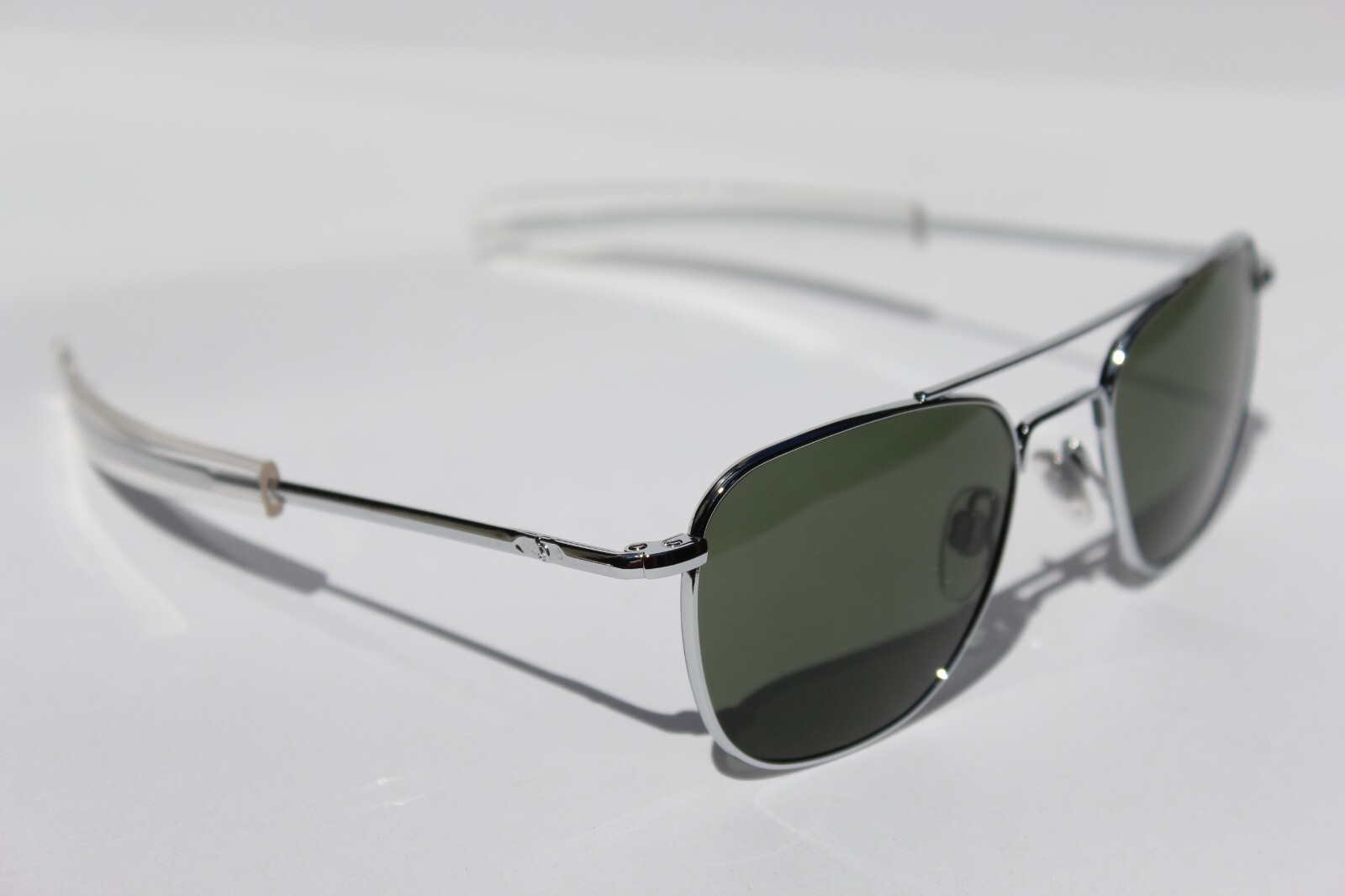 AMERICAN OPTICAL Original Pilot Sunglasses Silver/Calobar Green GLASS 52 GNG NEW