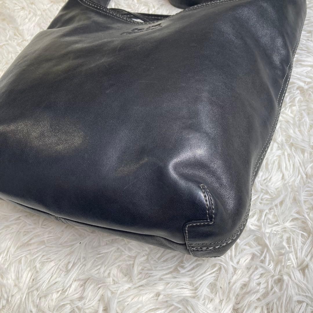 COACH Legacy Bleecker bucket style Black Leather
