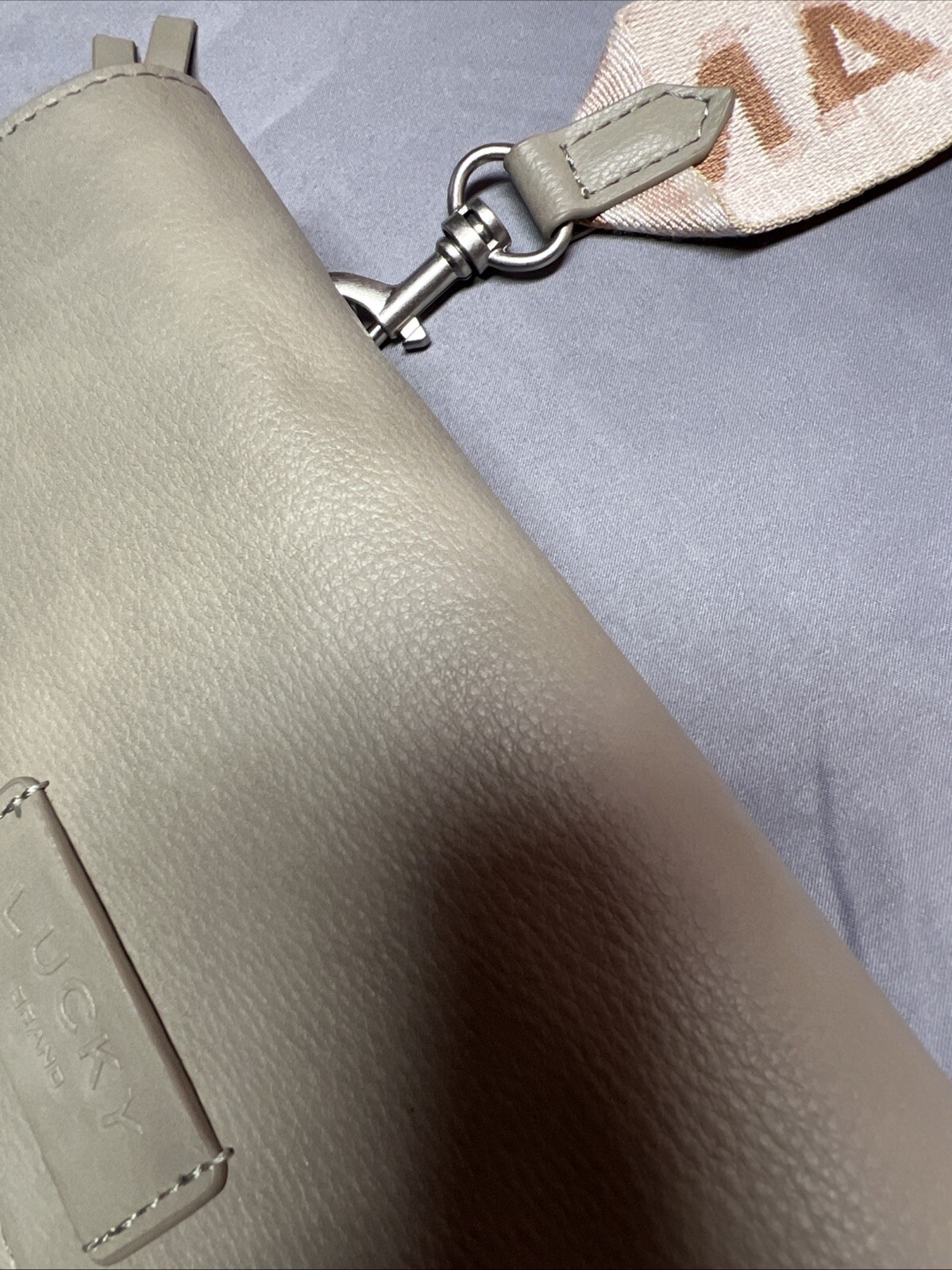 Lucky Brand’s 100% polyurethane crossbody, Removable Strap pre owned snap button