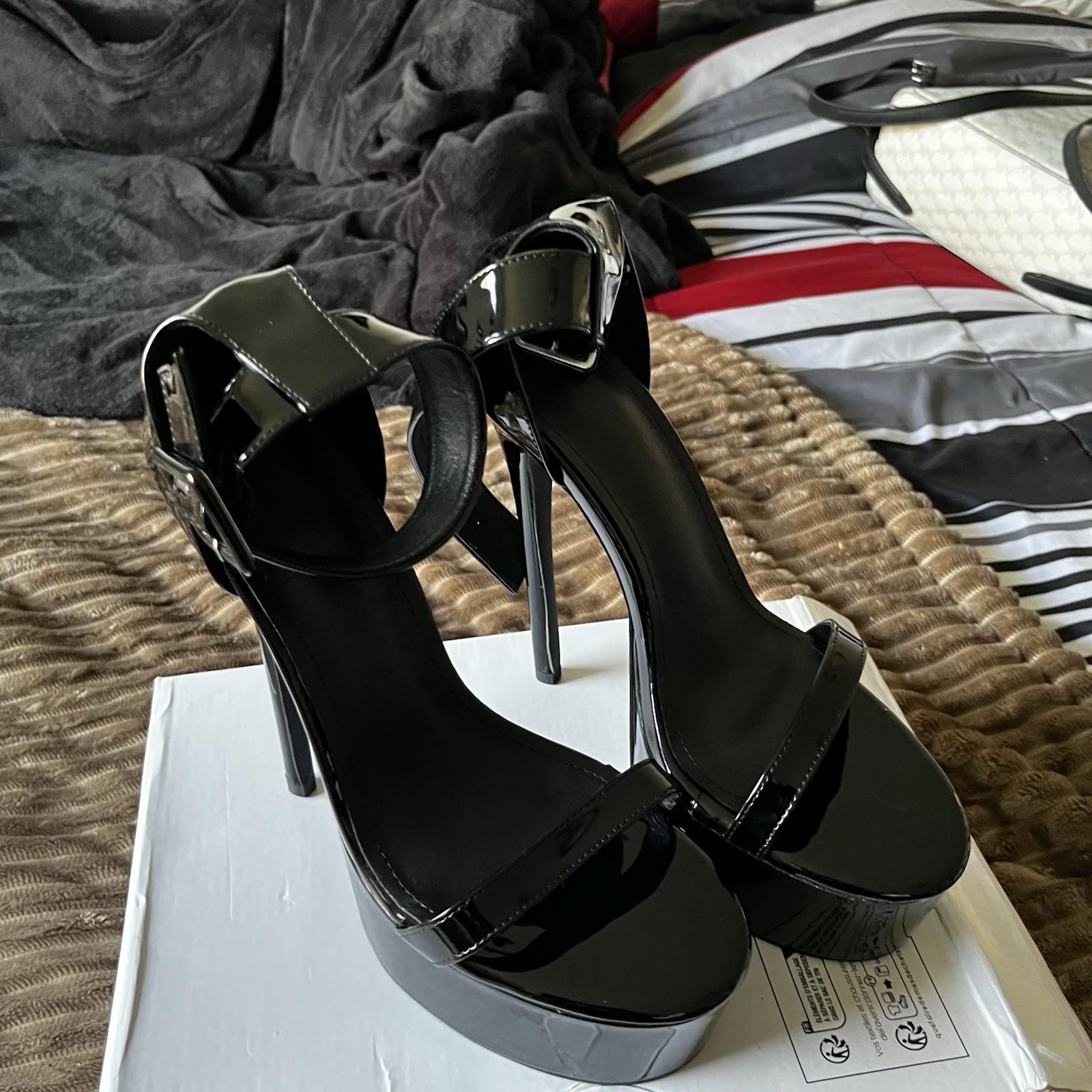 SHEIN Women’s Black Patent Leather Strappy Platform Stiletto Ankle Strap 10