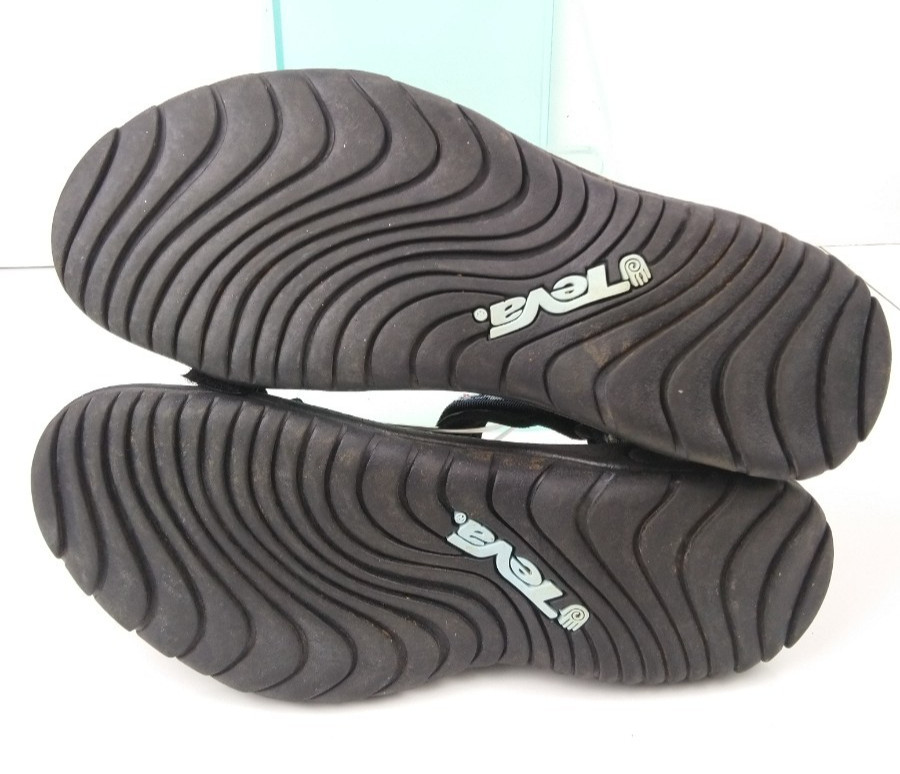 Teva Women’s Hurricane Water Friendly Hiking Sandals Blue Floral Pattern Size 9
