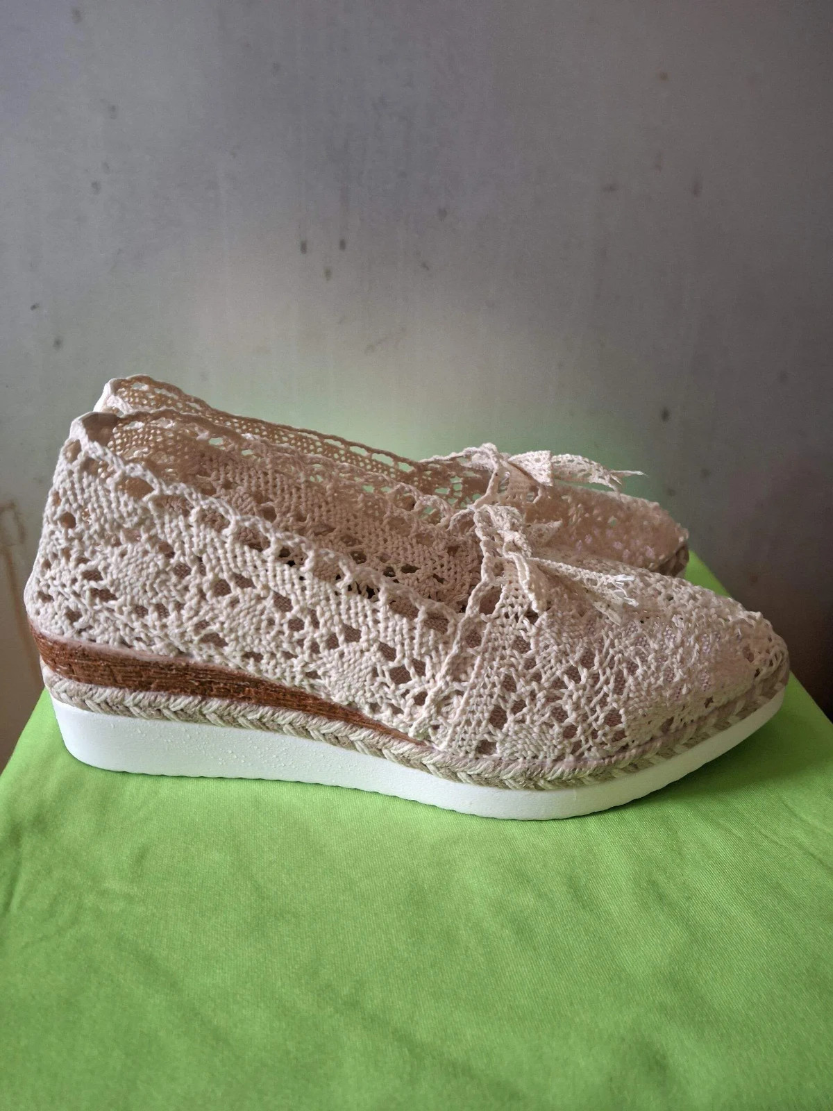 RESERVED Boho Crochet Lace Espadrilles Beige Wedge Platform Loafers Size 39 NEW