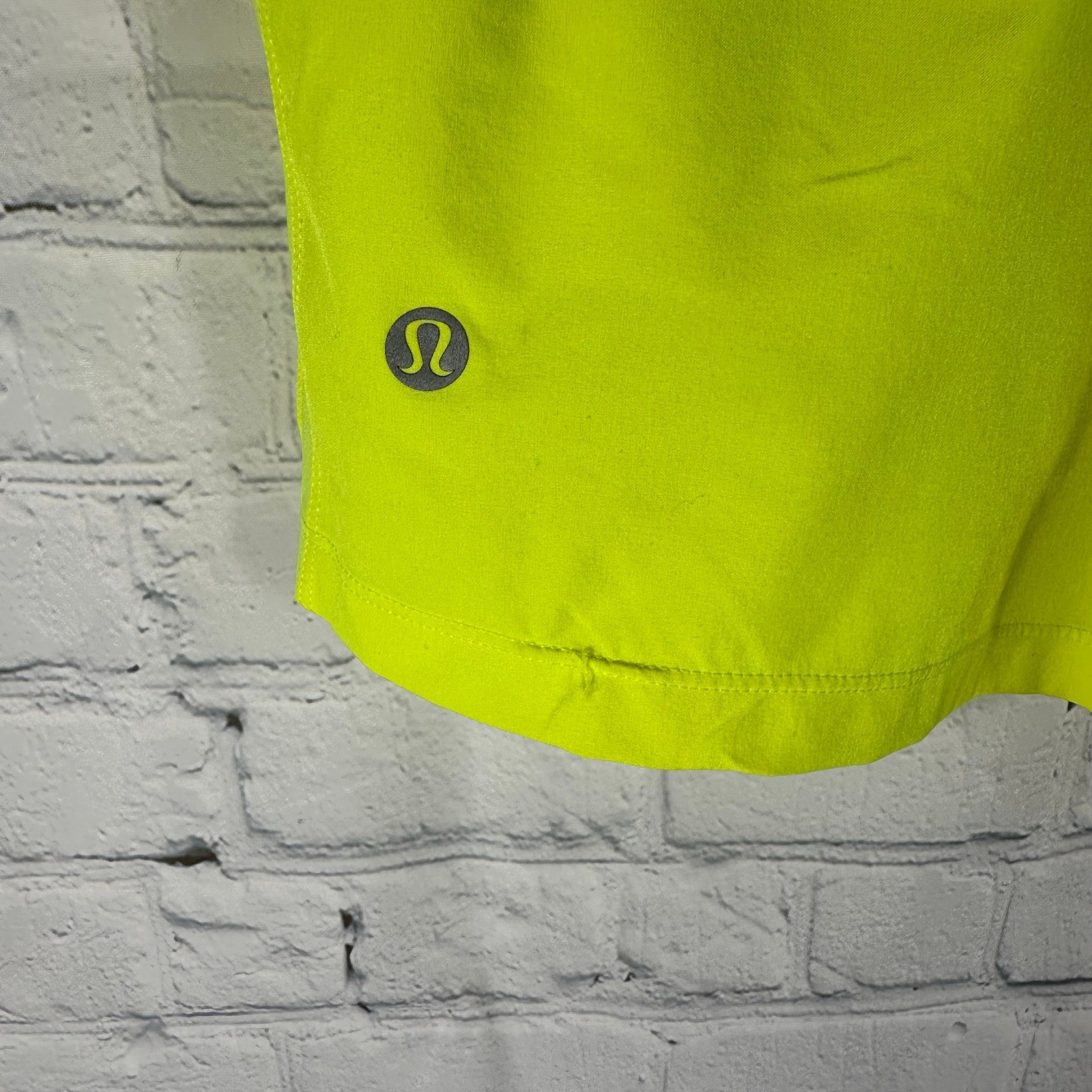 Lululemon Pace Breaker Lined Short 5 Electric Lemon Neon Yellow Mens XL LM7AUQS