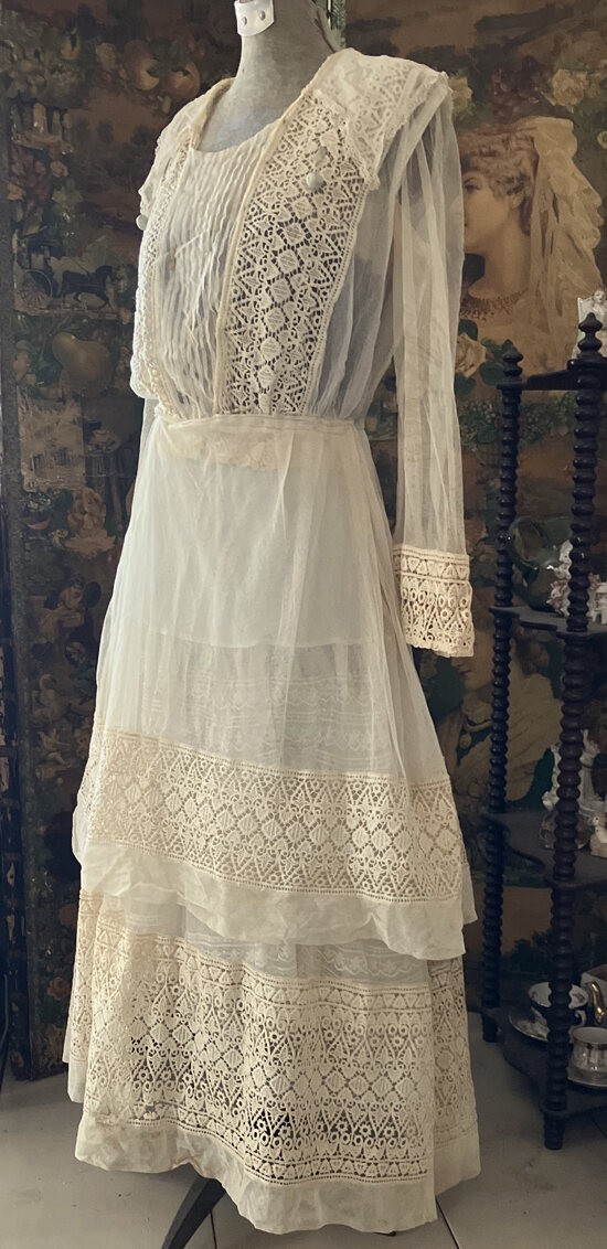 Edwardian Sheer Net and Lace Dress Excellent