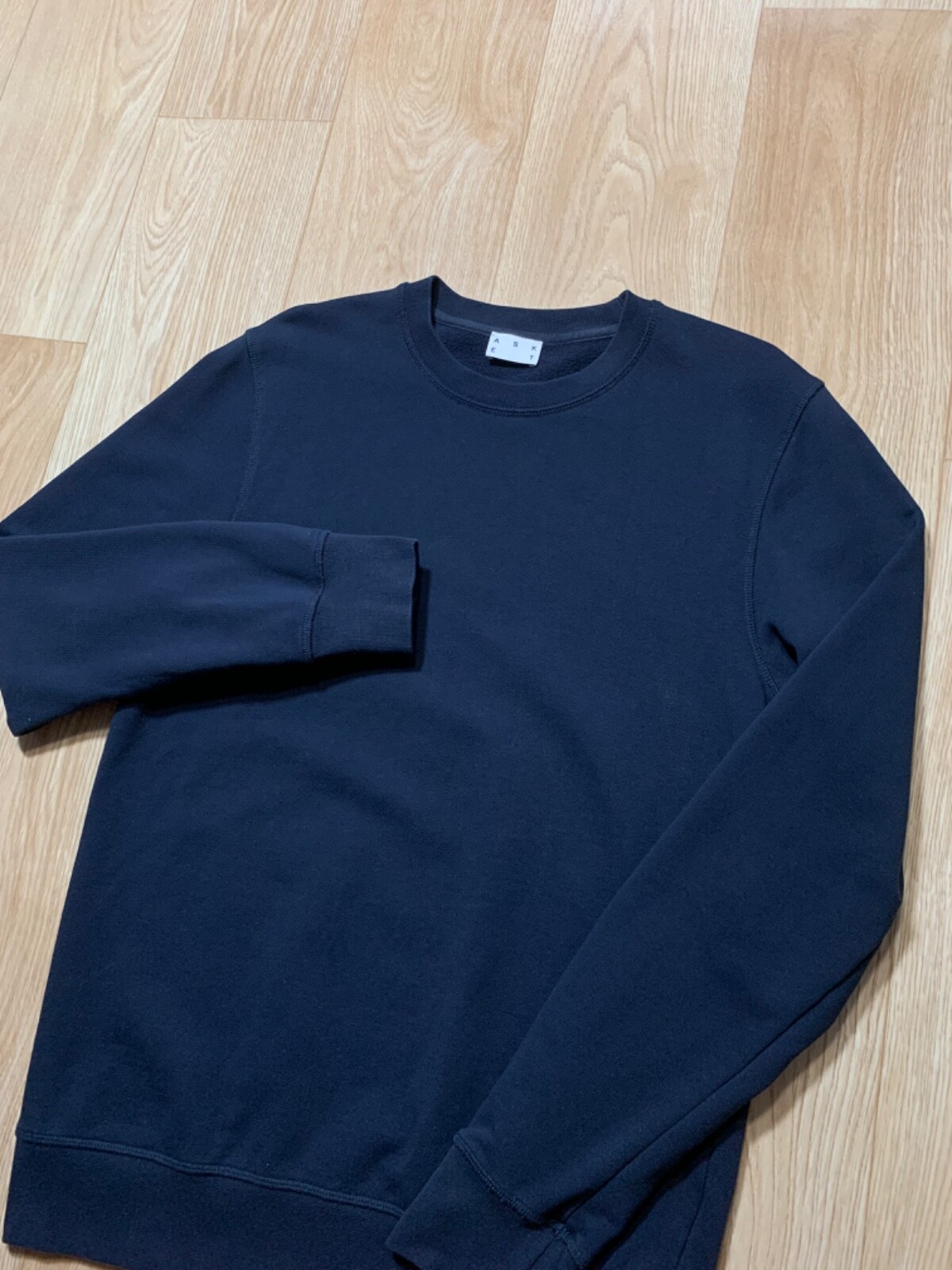 ASKET June 2019 Sweatshirt Size S