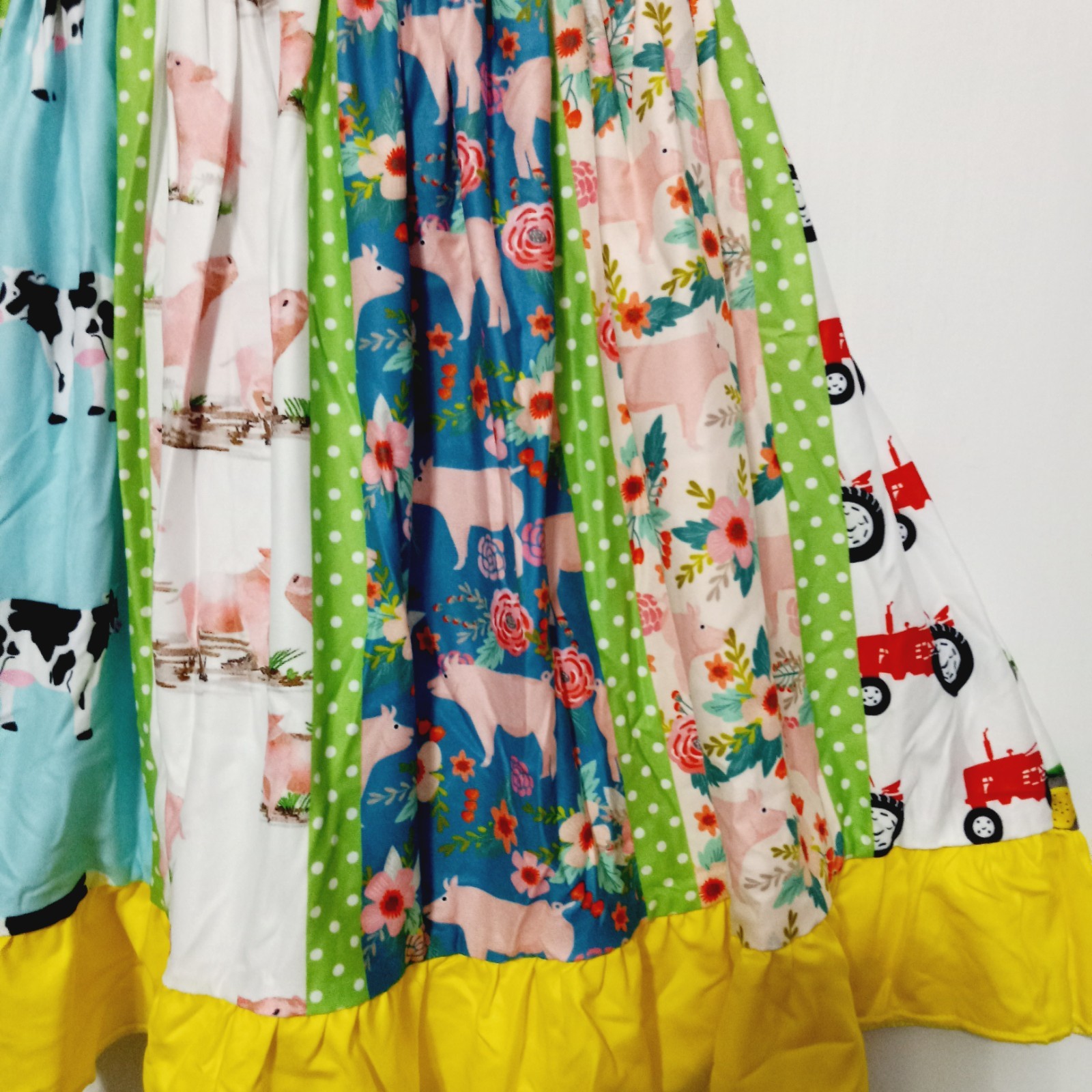 Boutique Girls Tractor Farm Panel Twirl Dress Size 6 Animals Sleeveless Pigs Cow