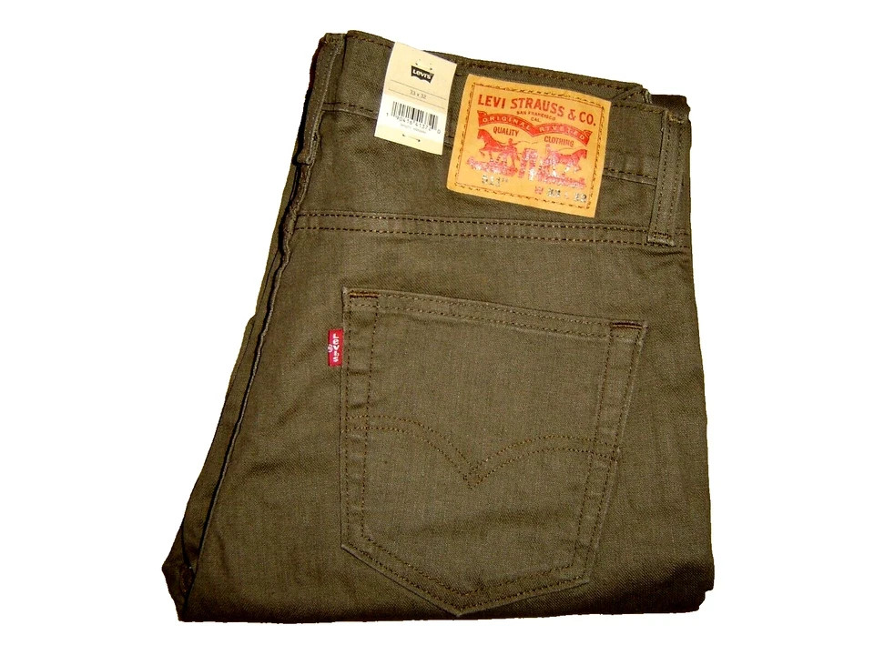 NWT Levi’s 511 jeans 33 x 32 Slim Fit Retail $80 Style # 04511-2273