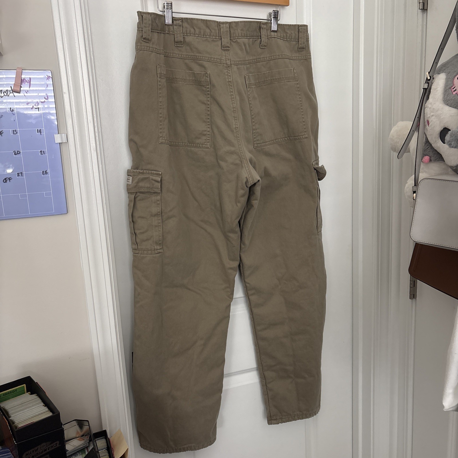 Wrangler Cargo Pants Men’s Size 40×30 Tan Fleece Lined Relaxed Fit Straight Leg